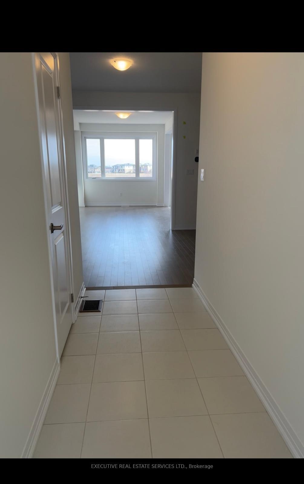 294 Newman Drive — photo 1