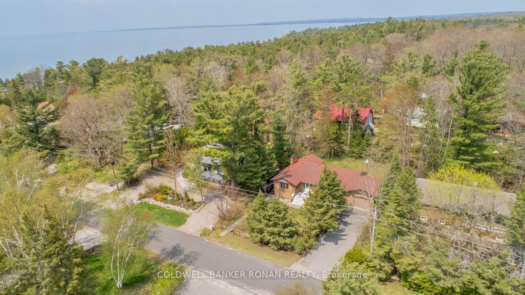 24 Pine Forest Drive — photo 1