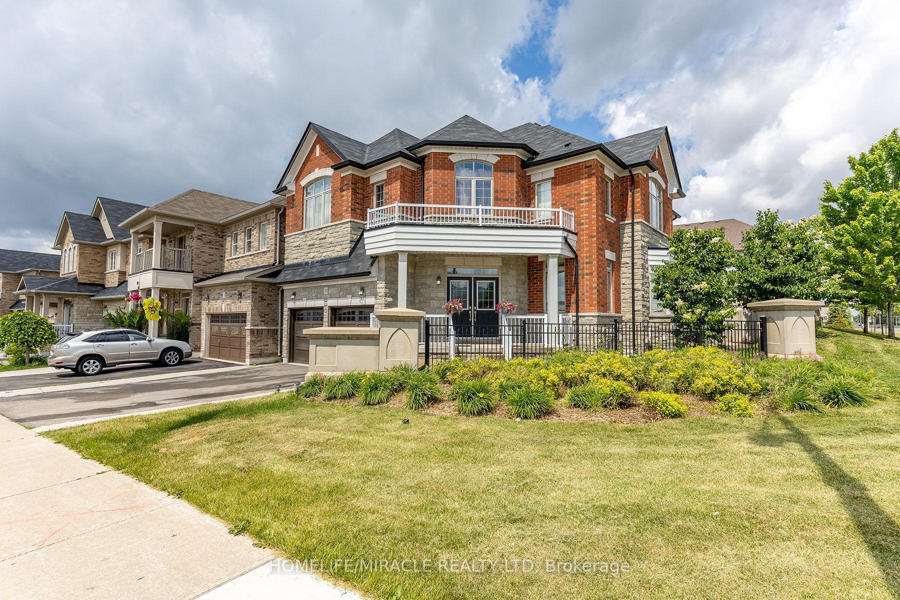 180 Bonnie Braes Drive — photo 1