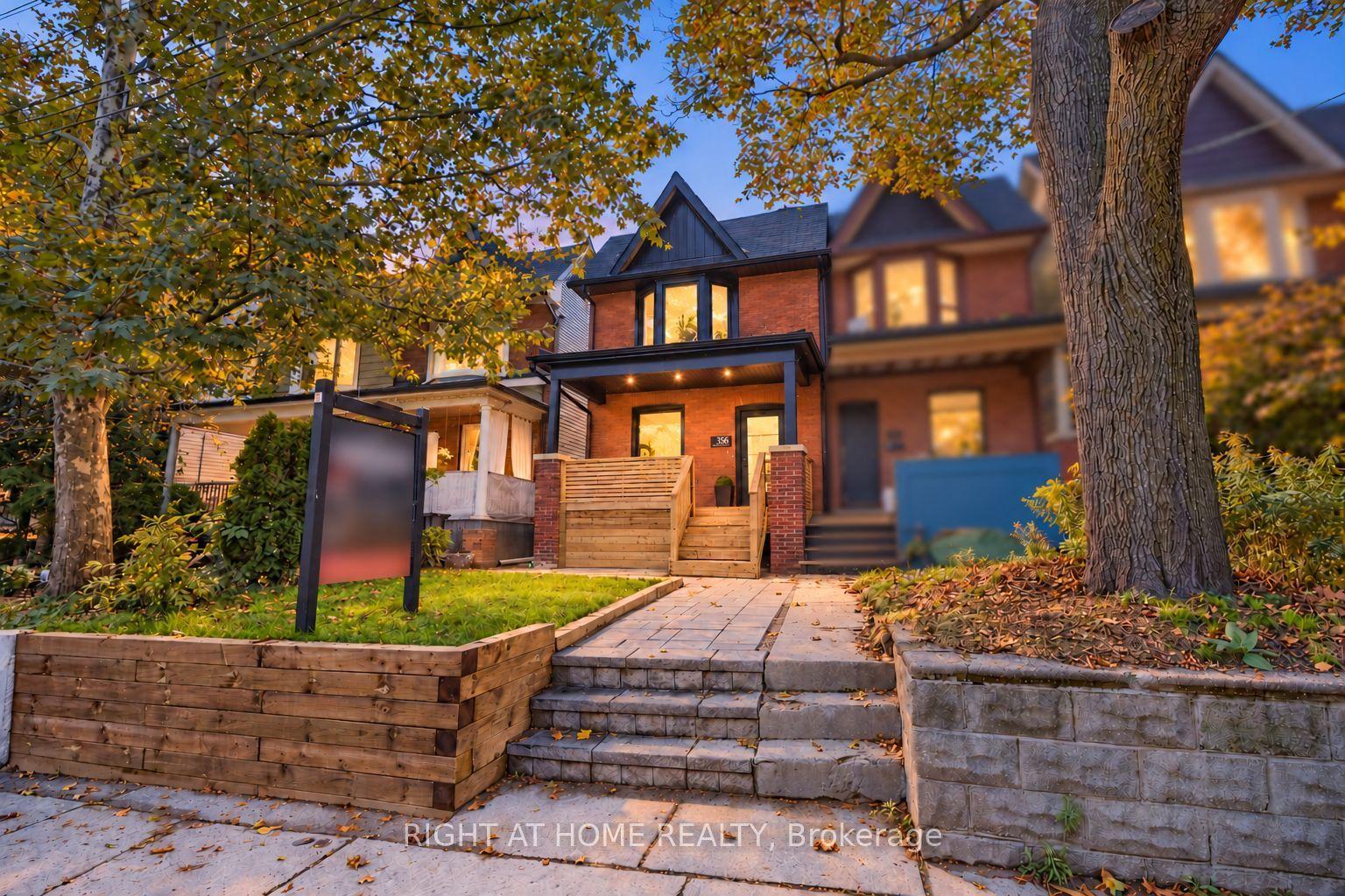 356 Woodfield Road, Toronto — Semi-Detached for sale, photo 1