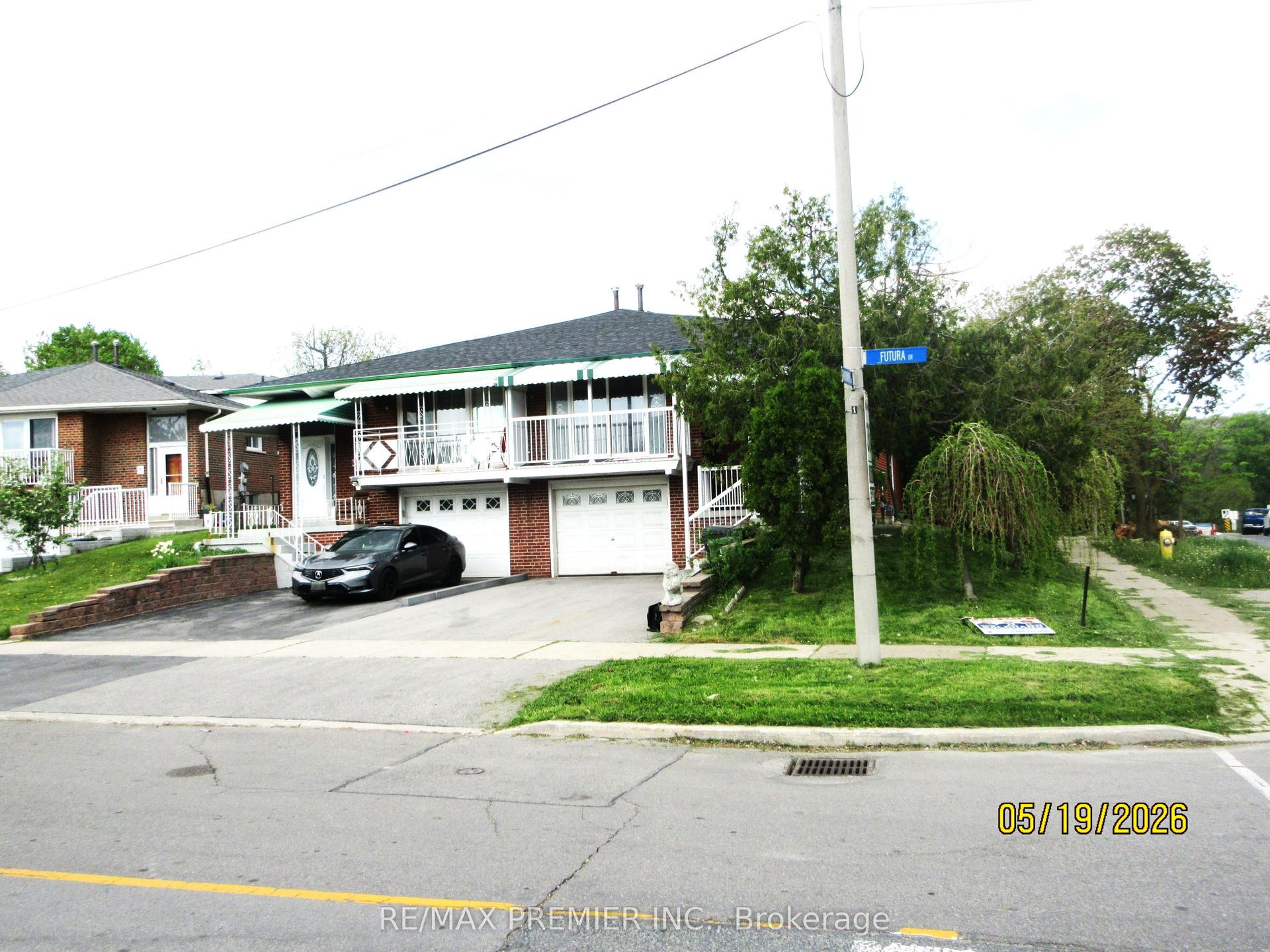 1 Futura Drive, Toronto — Semi-Detached for sale, photo 1