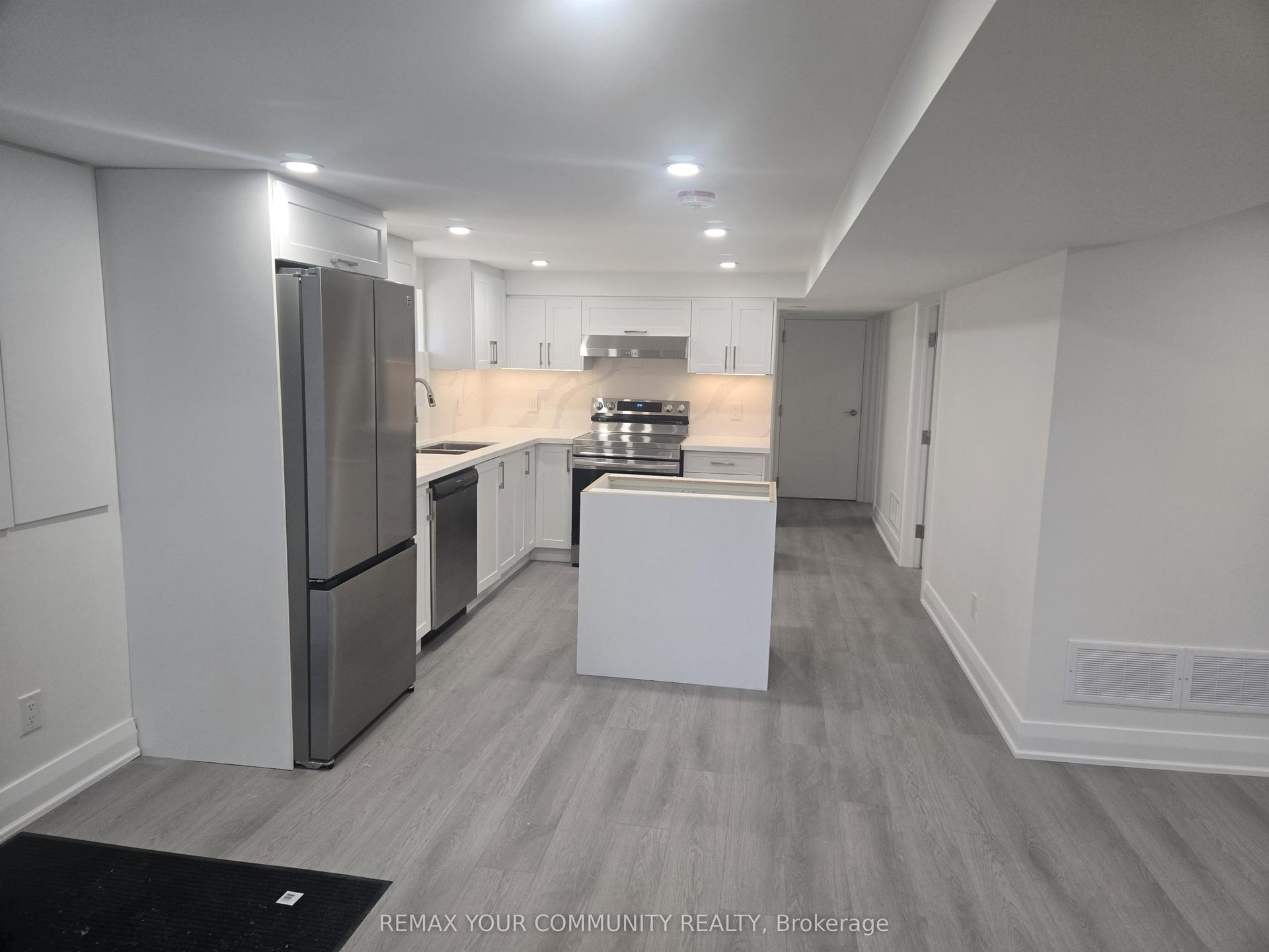 64 Rockport Crescent, Richmond Hill — Detached for lease, photo 1