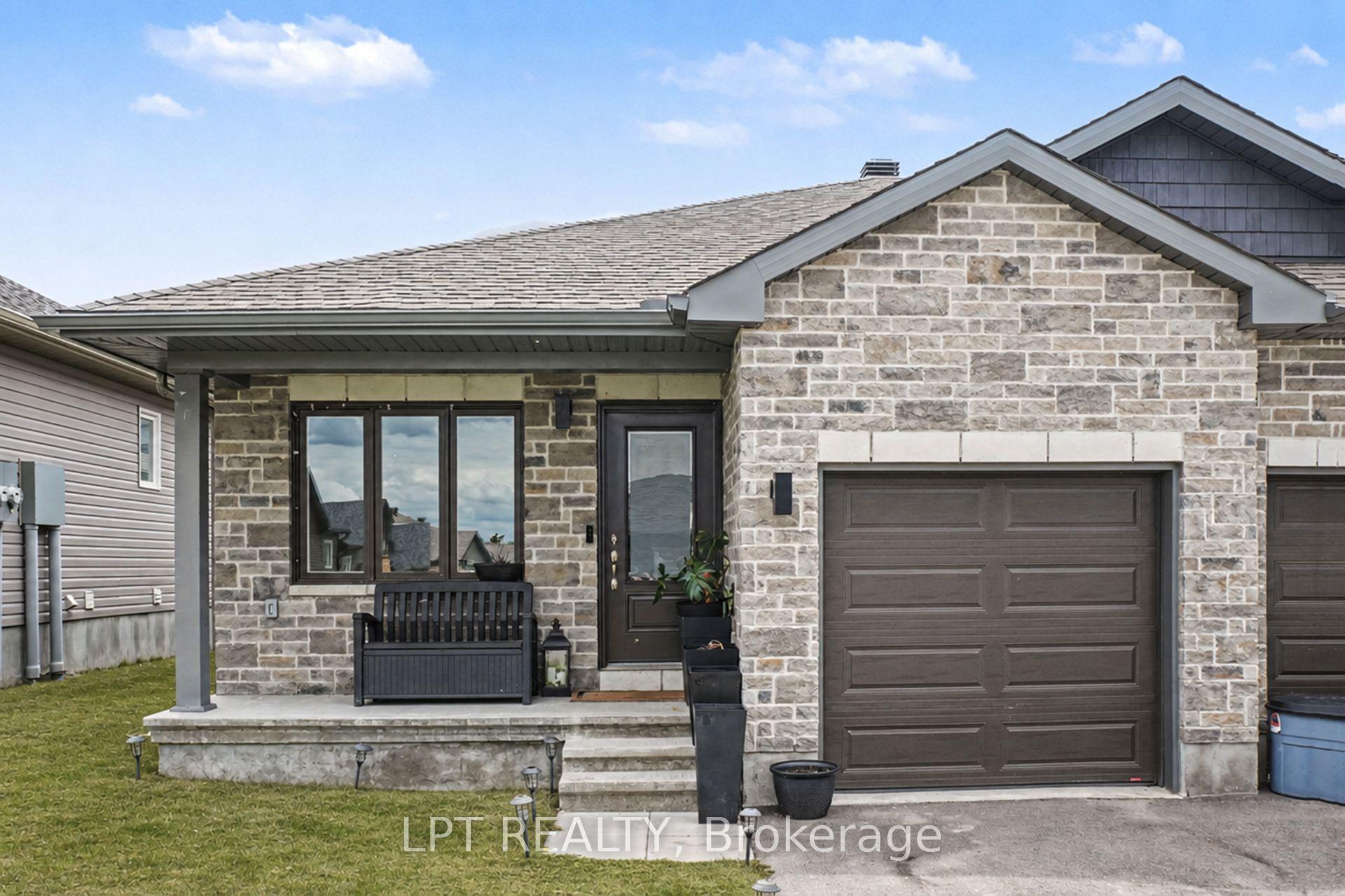 34 Morgan Clouthier Way — photo 1
