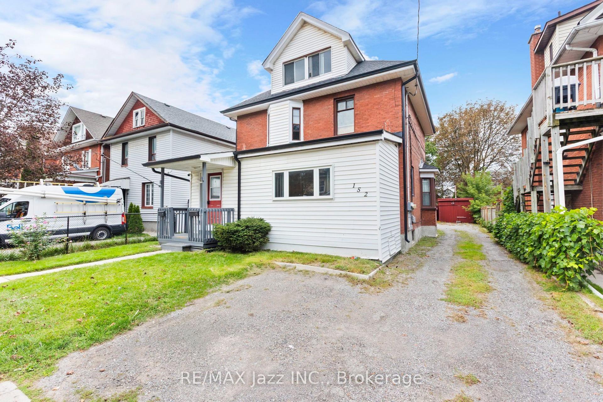 152 Elgin Street E, Oshawa — Detached for lease, photo 1