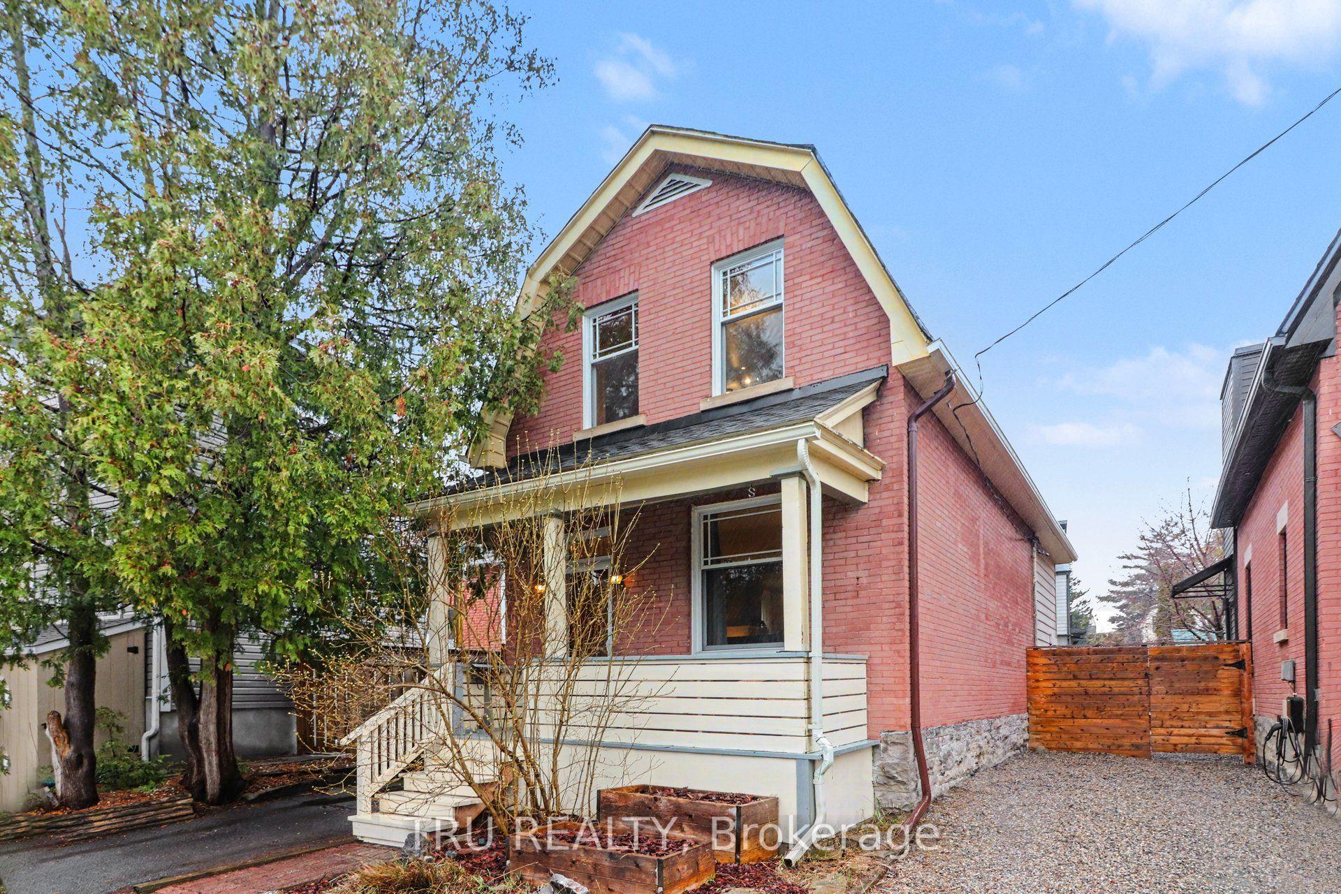 49 Newton Street — photo 1