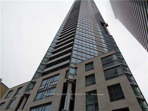 45 Charles Street E 3912 #3912 — photo 1