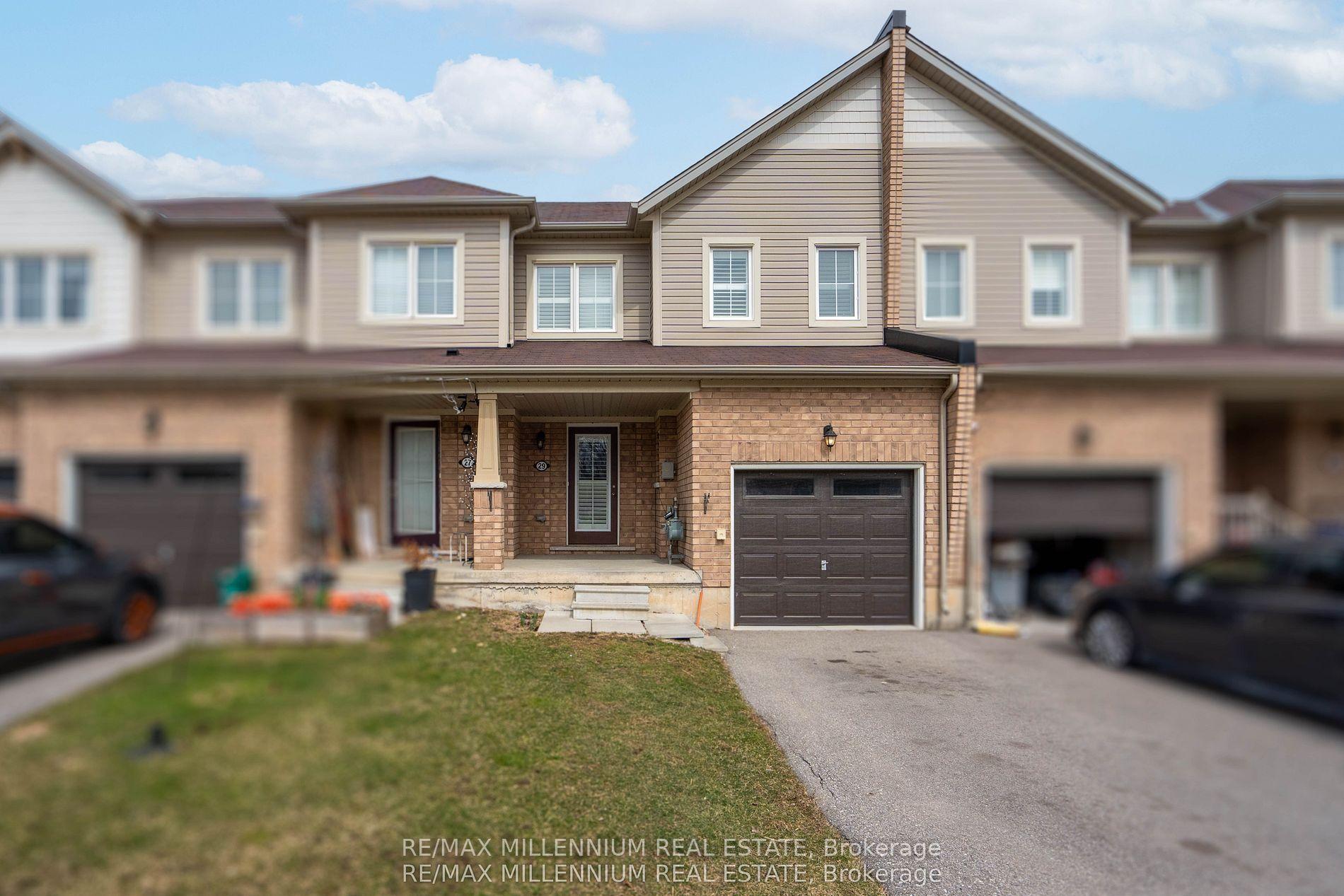29 Cole Crescent — photo 1