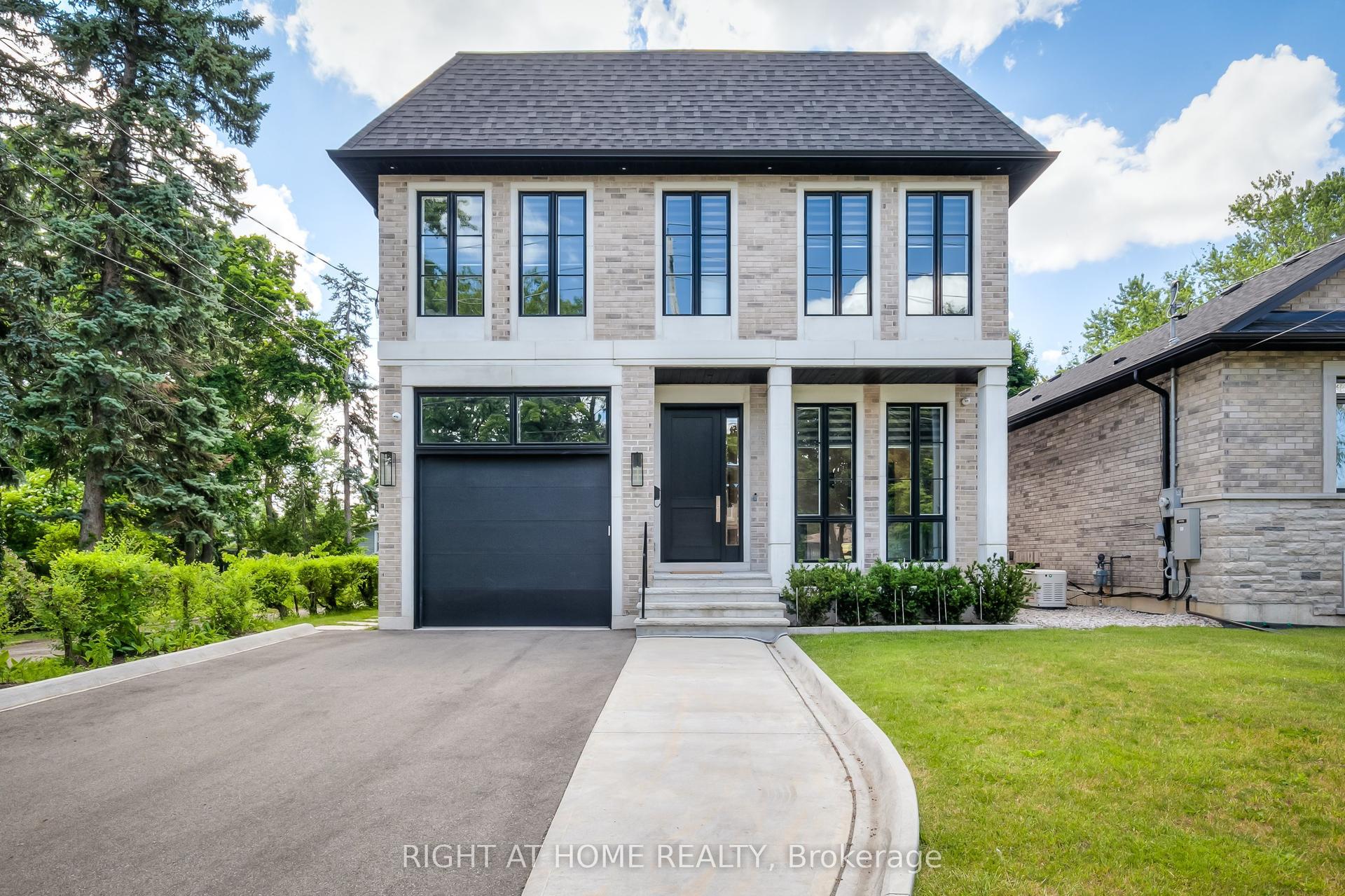 124 Shaver Avenue N, Toronto — Detached for lease, photo 1