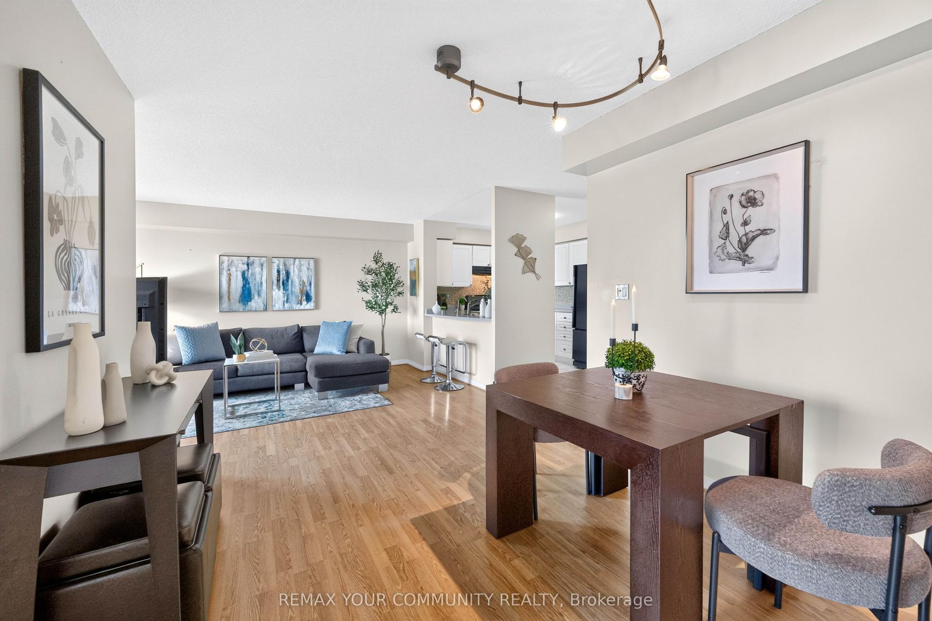 3 ELLESMERE Street 721 #721, Richmond Hill — Condo for sale, photo 1