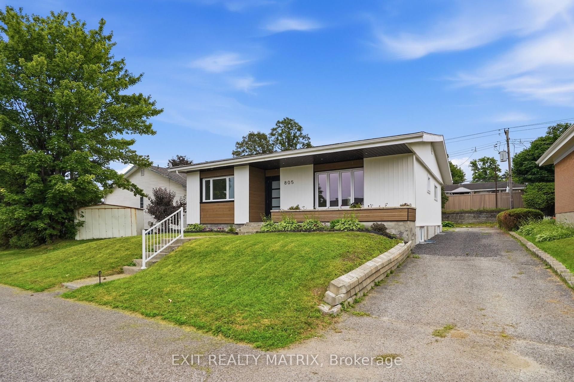 805 Cartier Boulevard, Hawkesbury — Detached for sale, photo 1