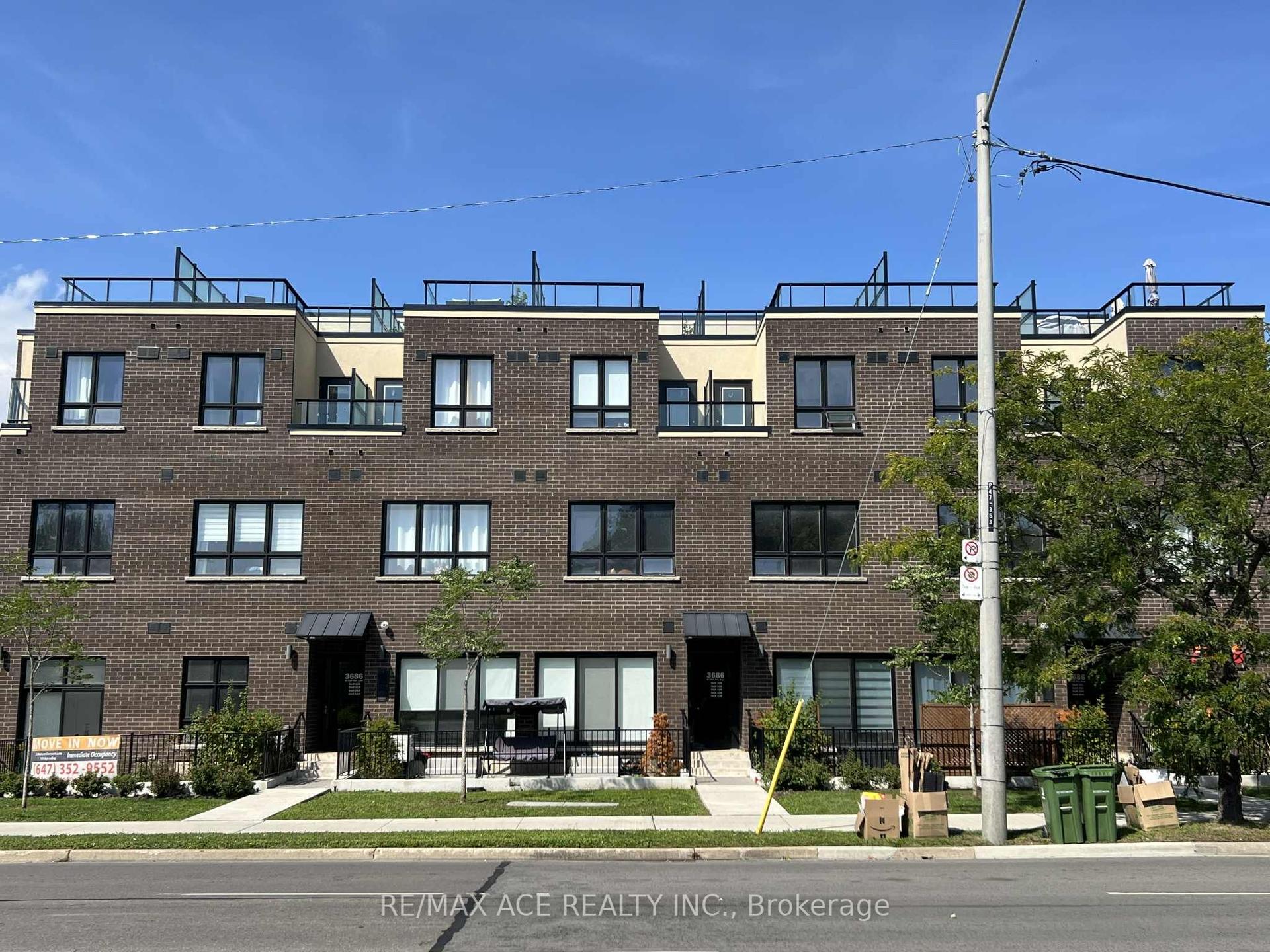 3686 St Clair Avenue E 105 #105, Toronto — Condo Town for lease, photo 1
