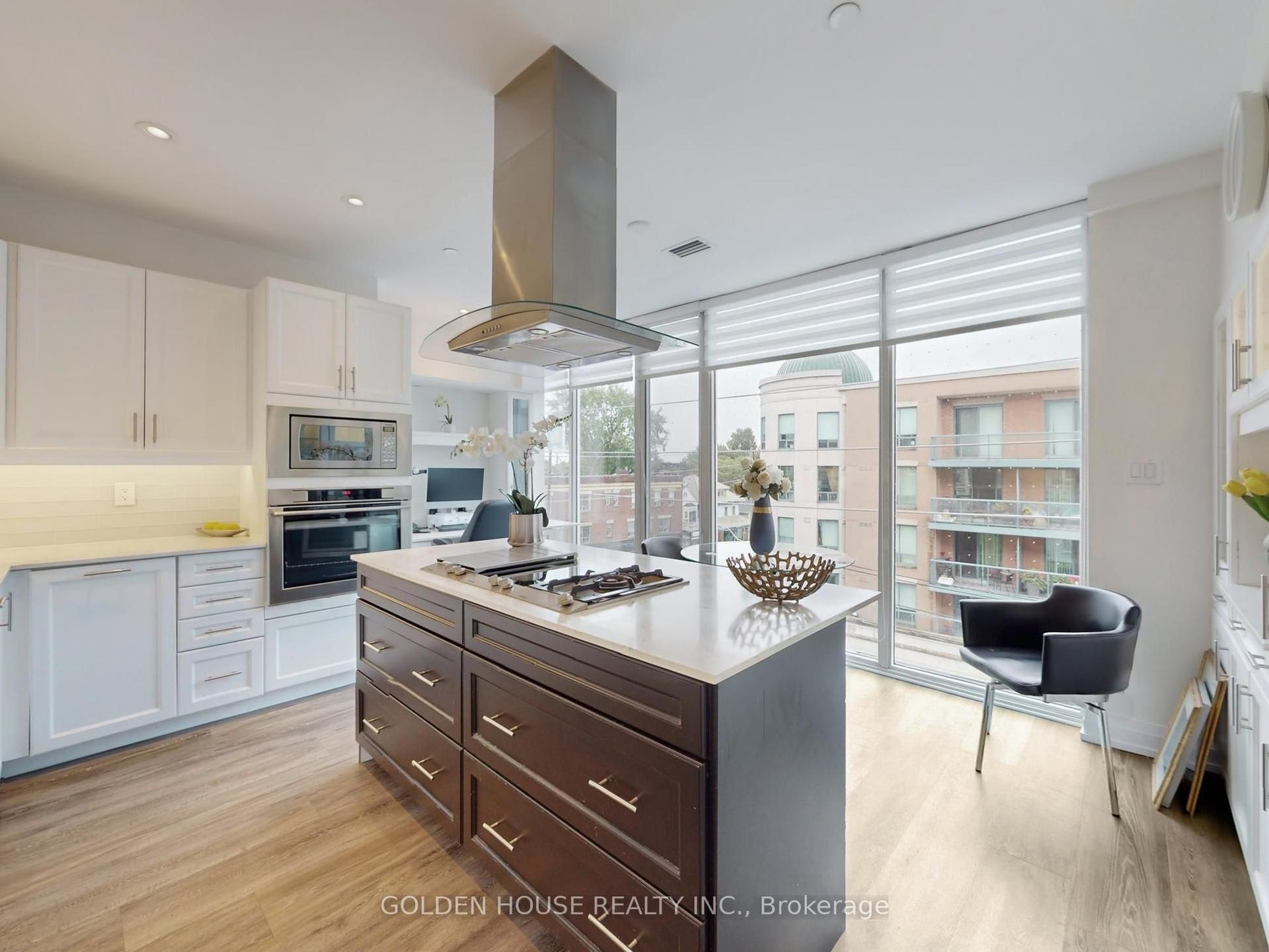 200 Woodbine Avenue 403 #403 — photo 1