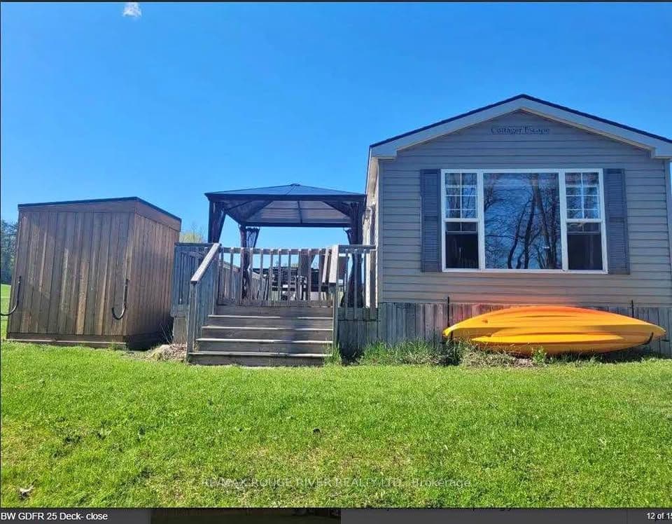 1235 Villiers Line — photo 1