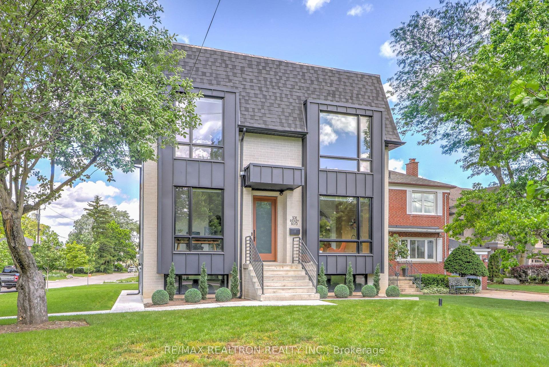 308 Ridley Boulevard — photo 1