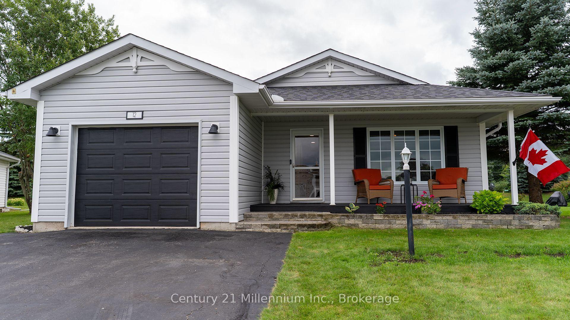 12 Illinois Crescent, Wasaga Beach — Detached for sale, photo 1