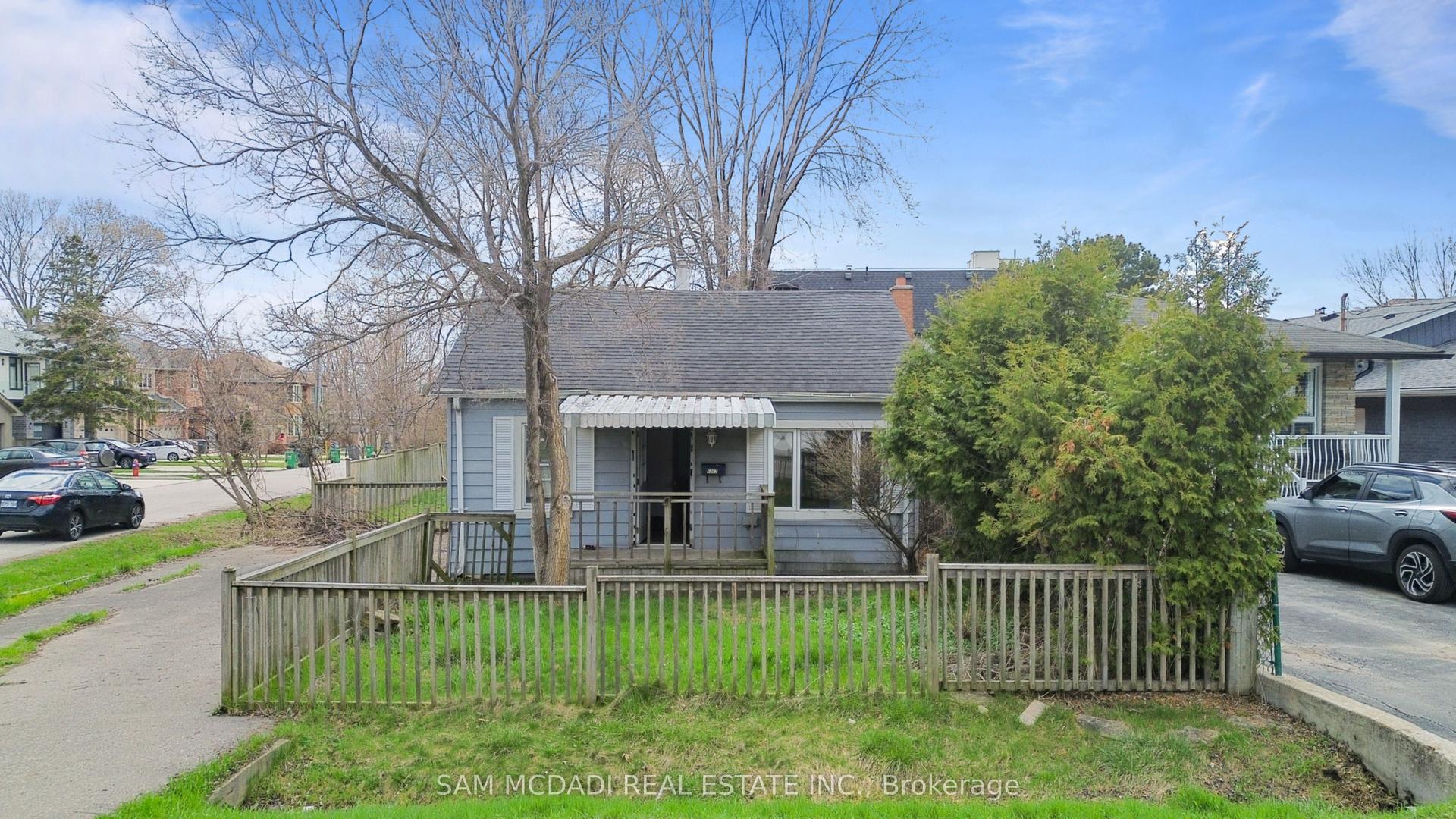 1062 West Avenue — photo 1