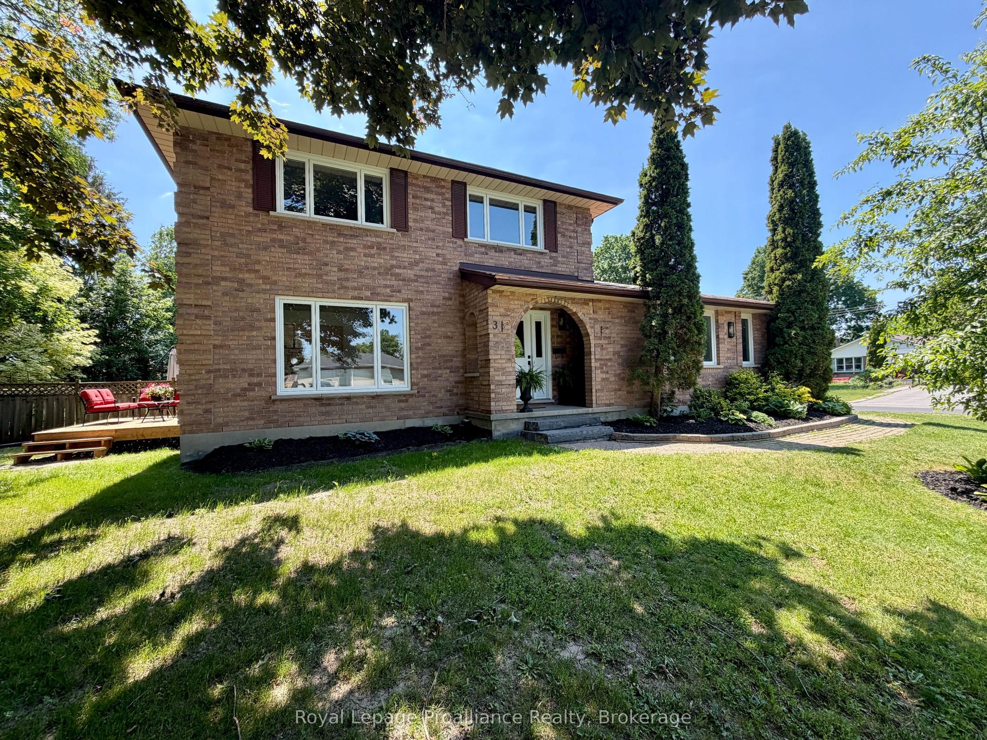 3 Cooke Court — photo 1