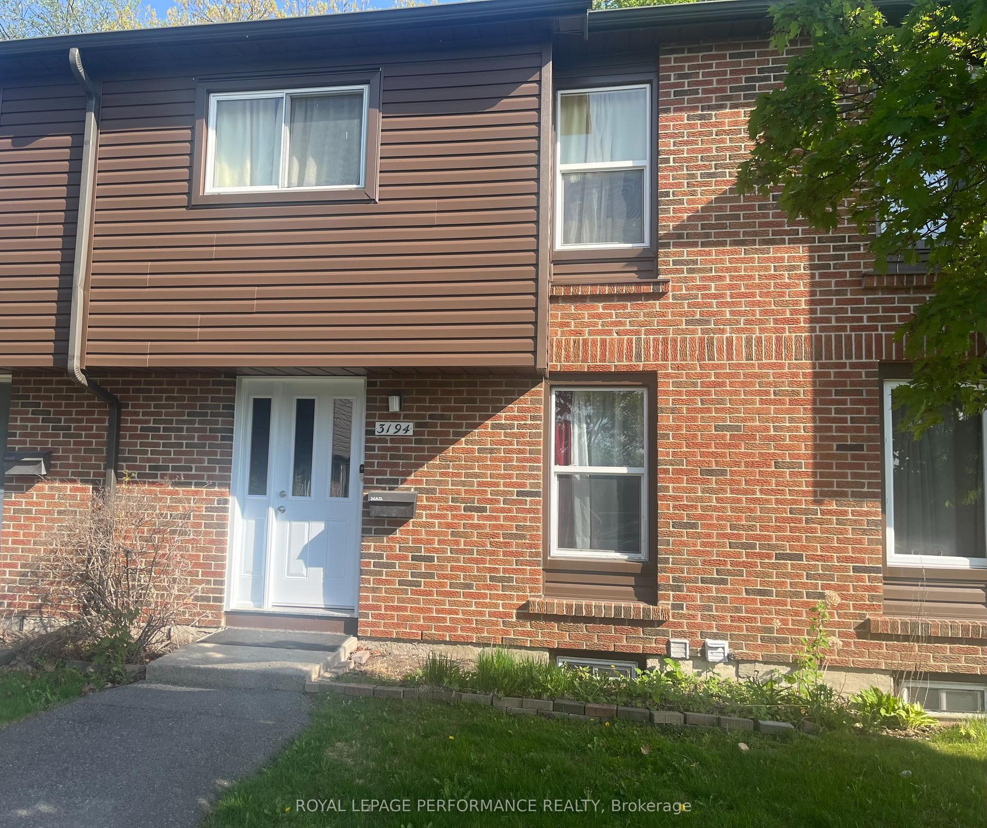 3194 Stockton Drive — photo 1