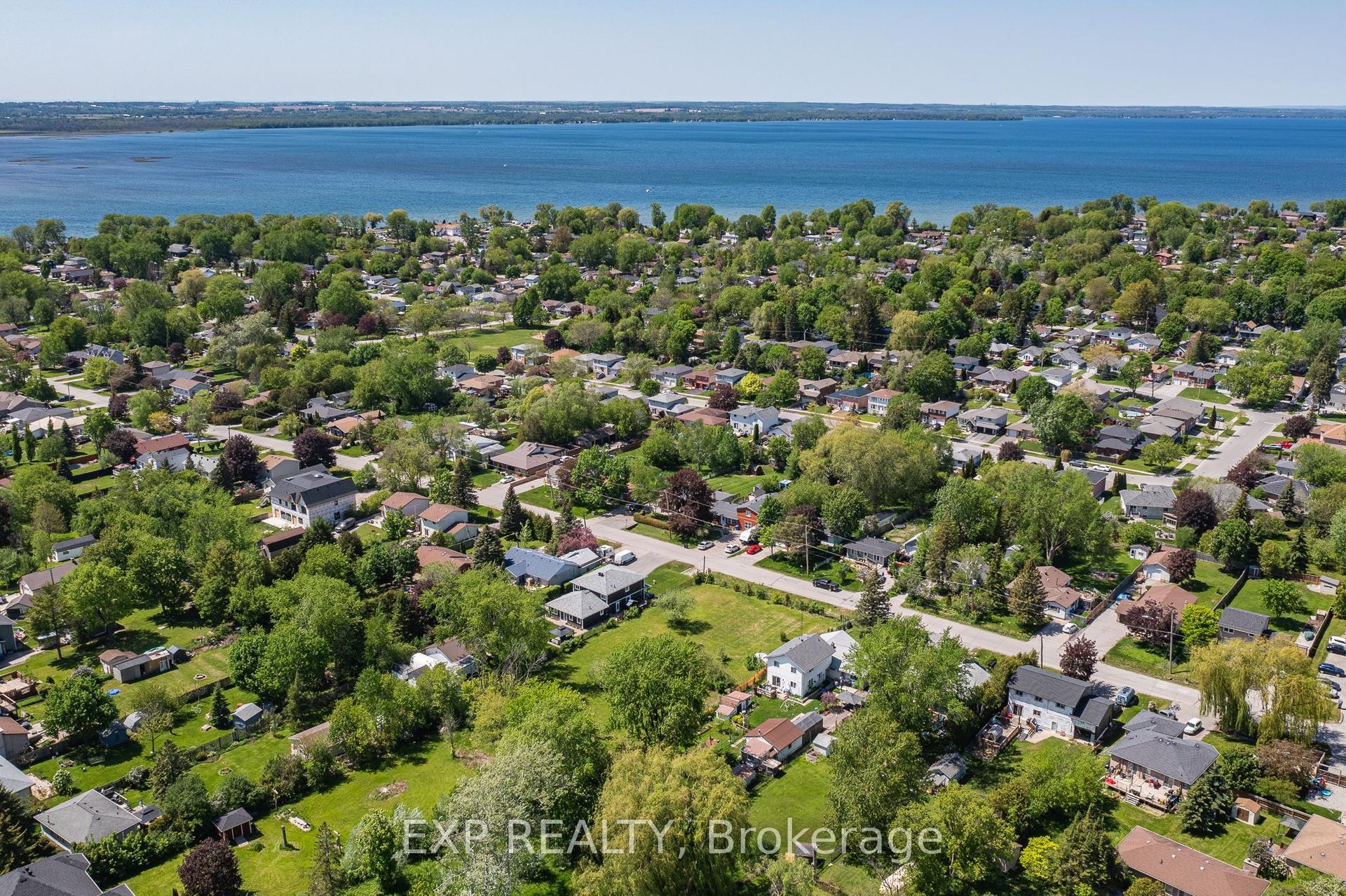 277-279 Annshiela Drive — photo 1