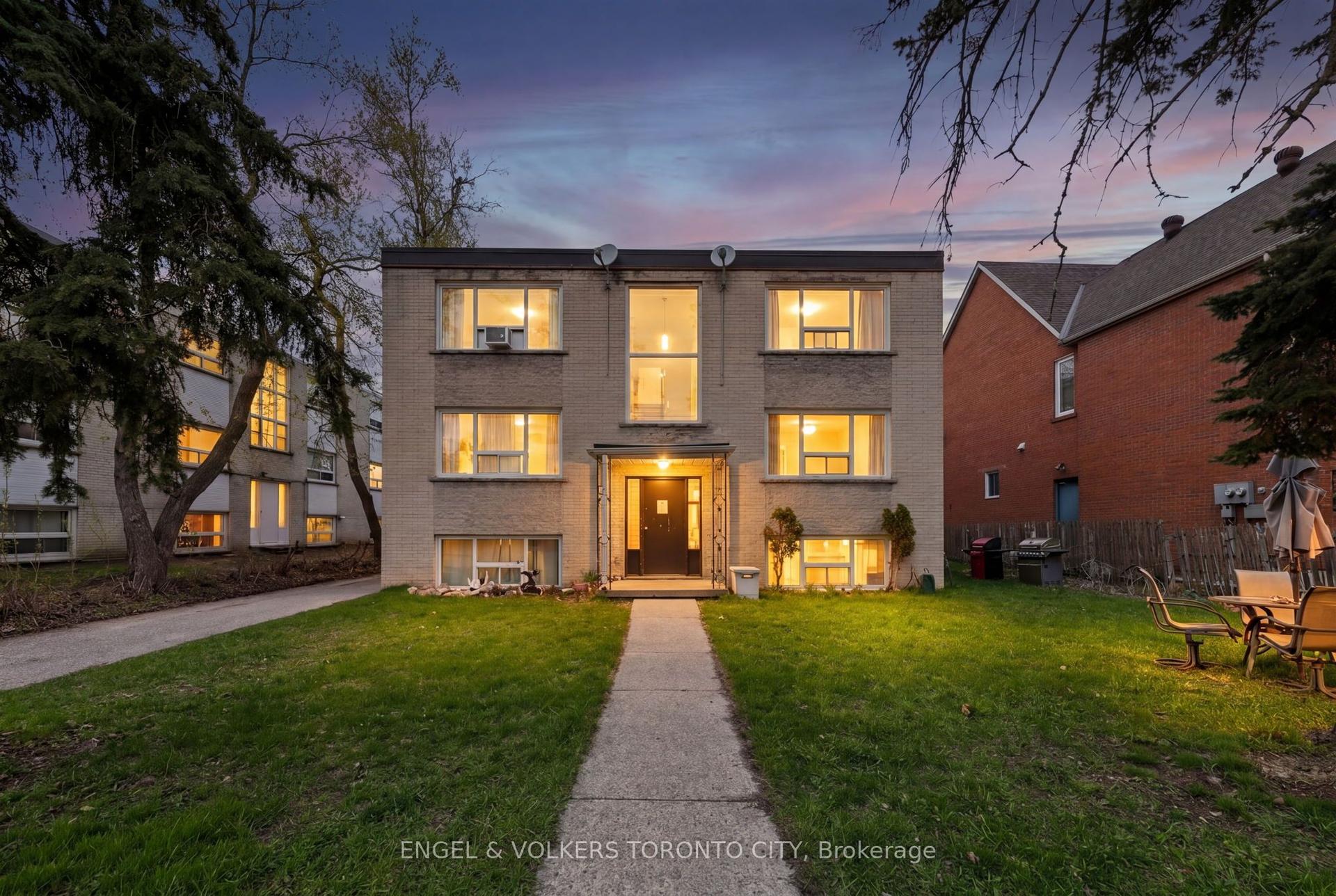 151 Cumberland Street — photo 1