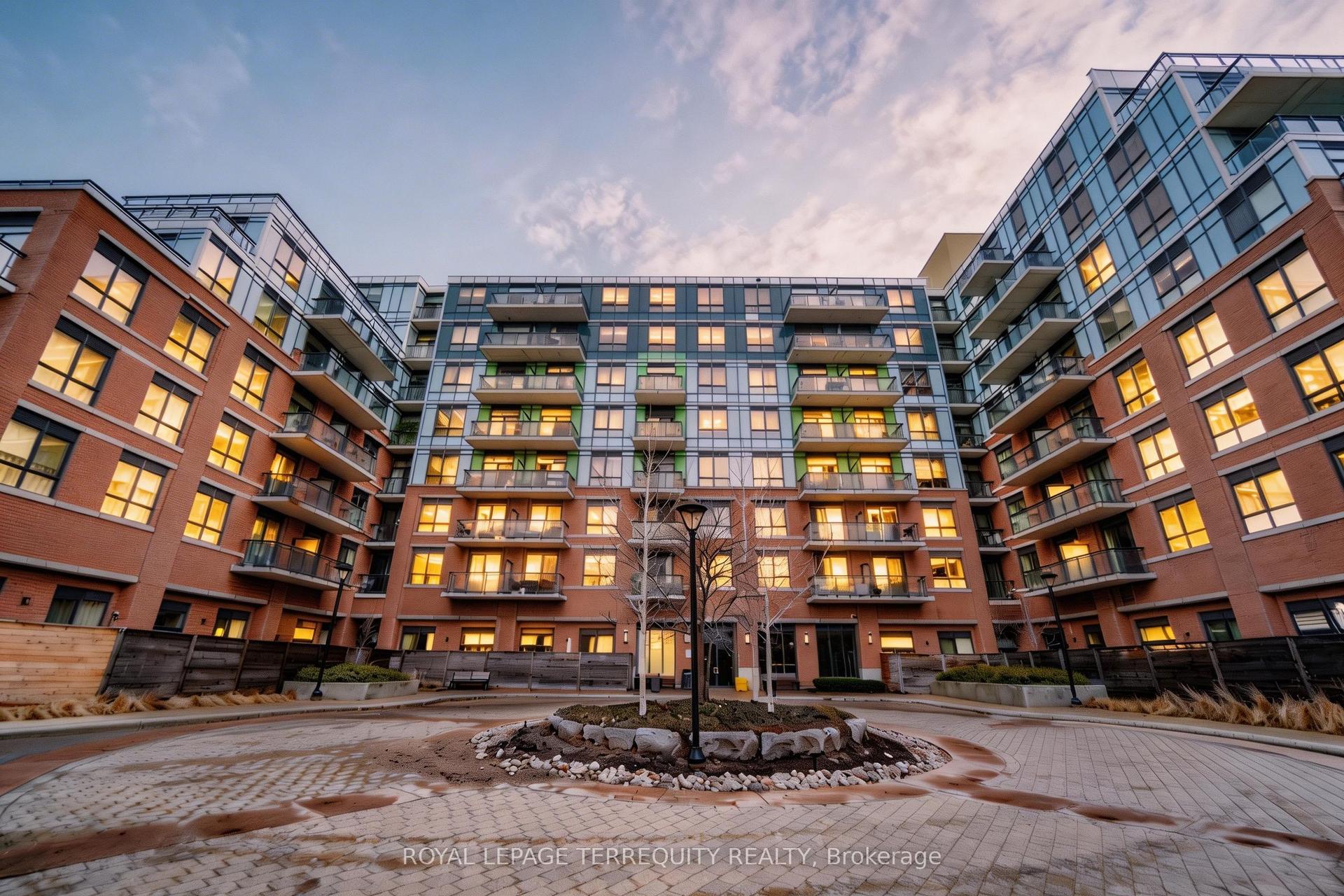 11611 Yonge Street 728 #728, Richmond Hill — Condo for lease, photo 1
