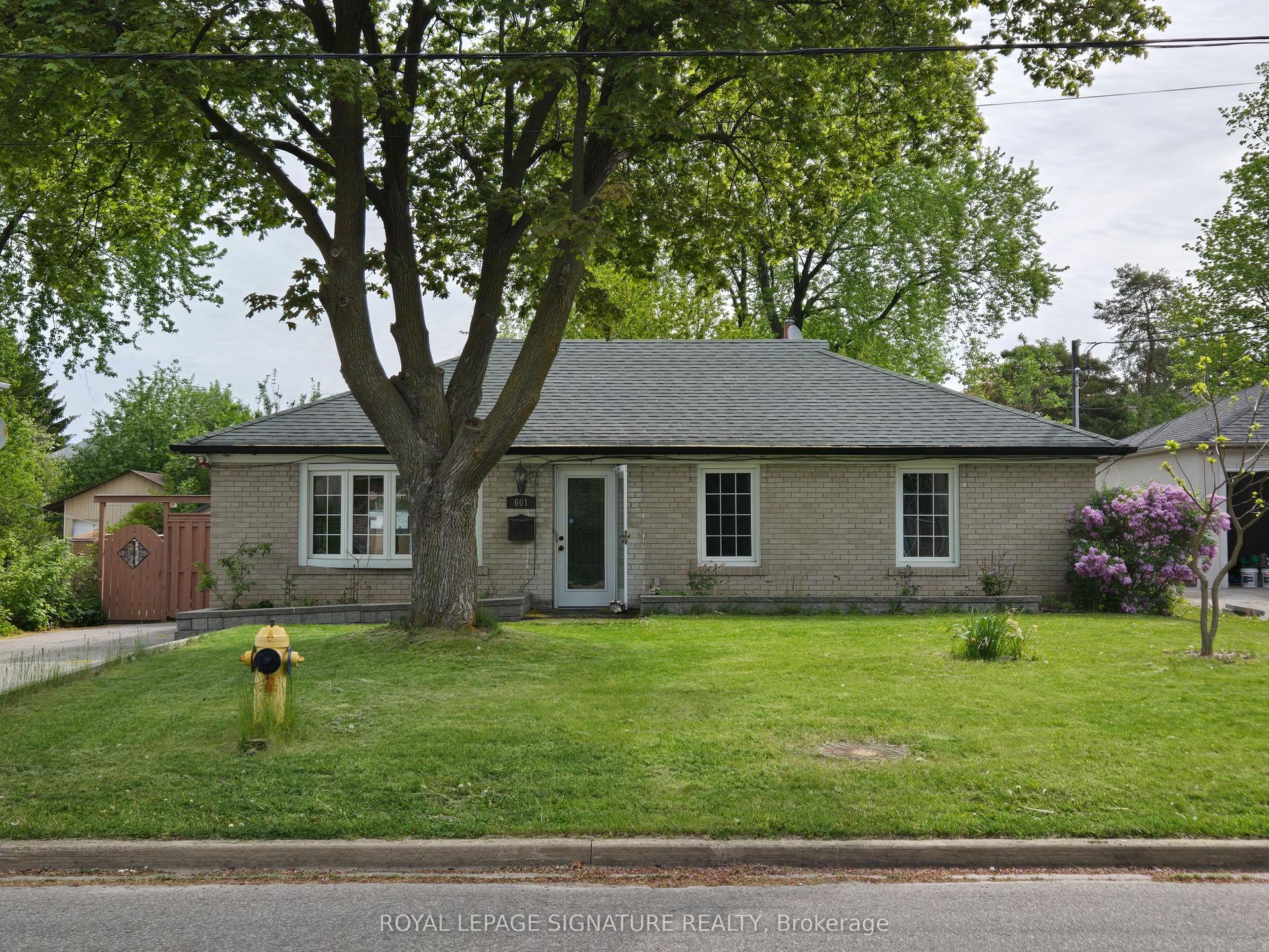 601 Conacher Drive — photo 1