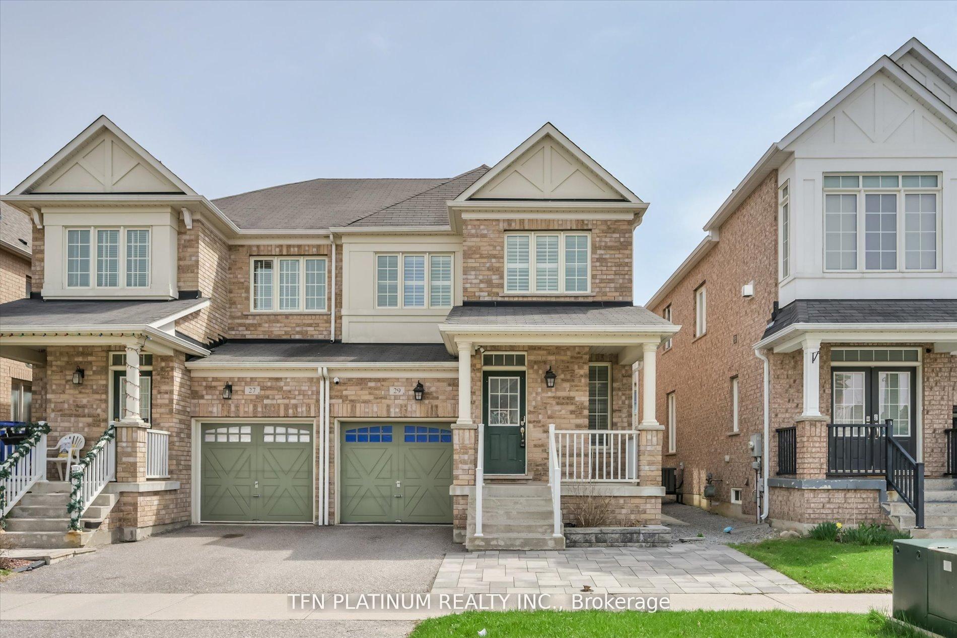 29 Brown Lane S — photo 1