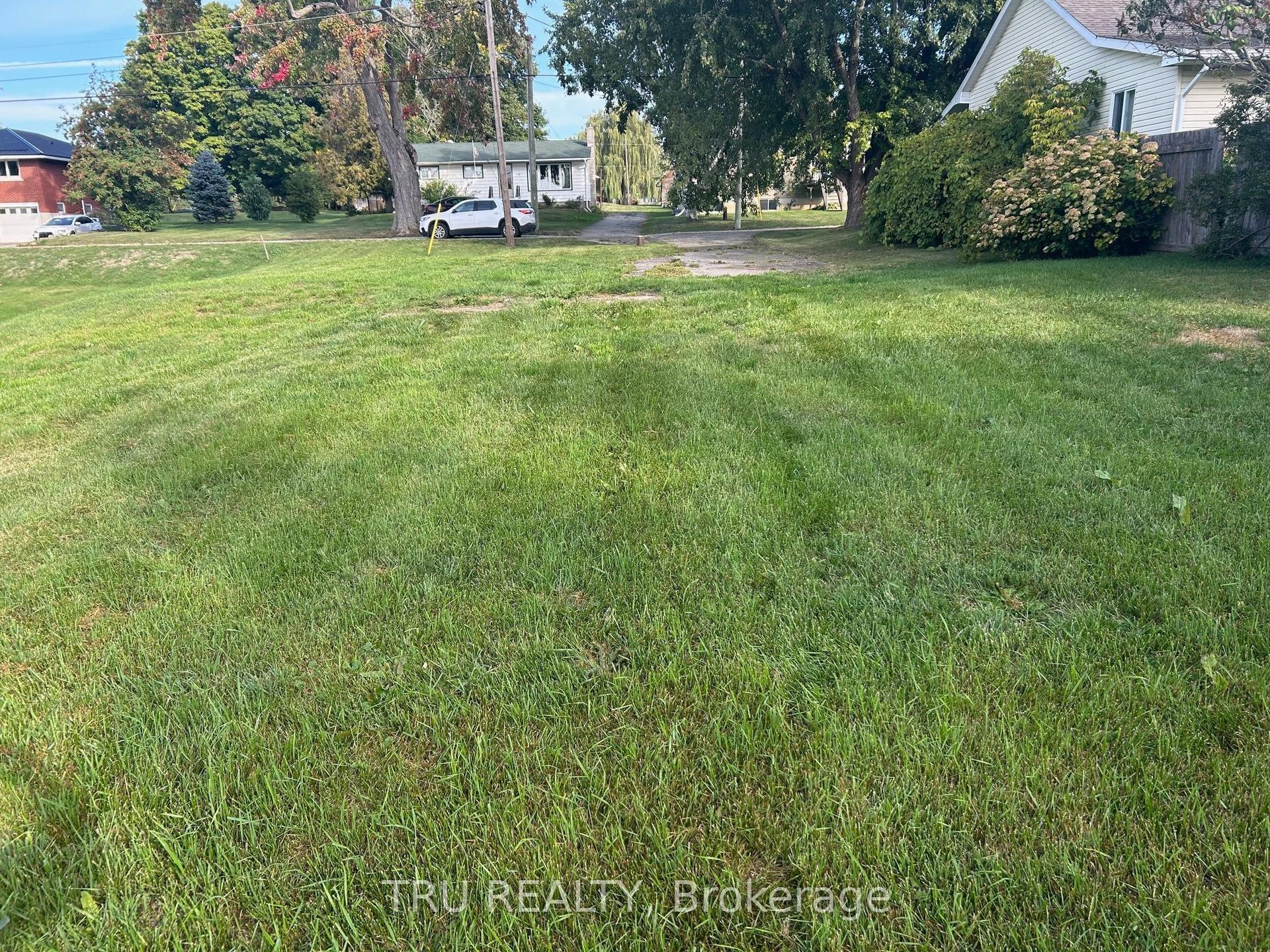 9 Wellington Street W, Athens — Land for sale, photo 1