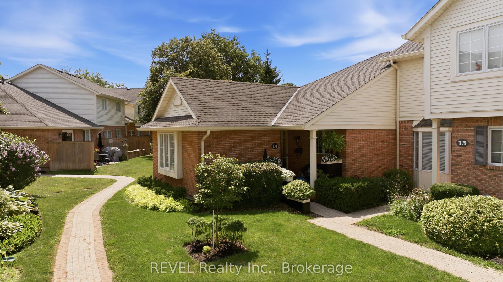 275 Pelham Road 14 #14, St. Catharines — Condo Town for sale, photo 1
