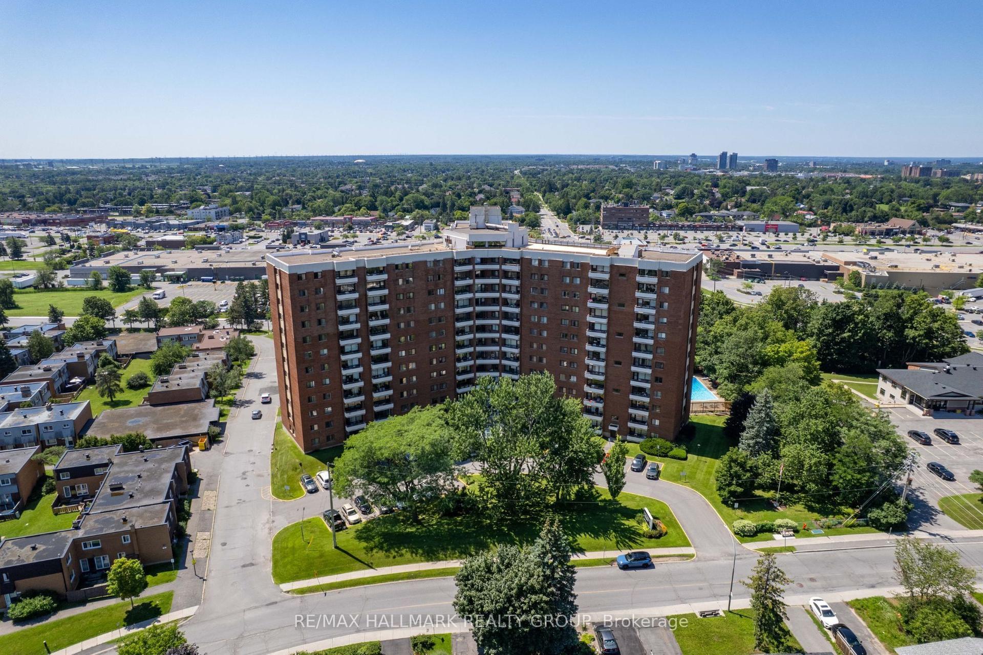 20 CHESTERTON Drive 714 #714, Cityview - Parkwoods Hills - Rideau Shore — Condo for lease, photo 1