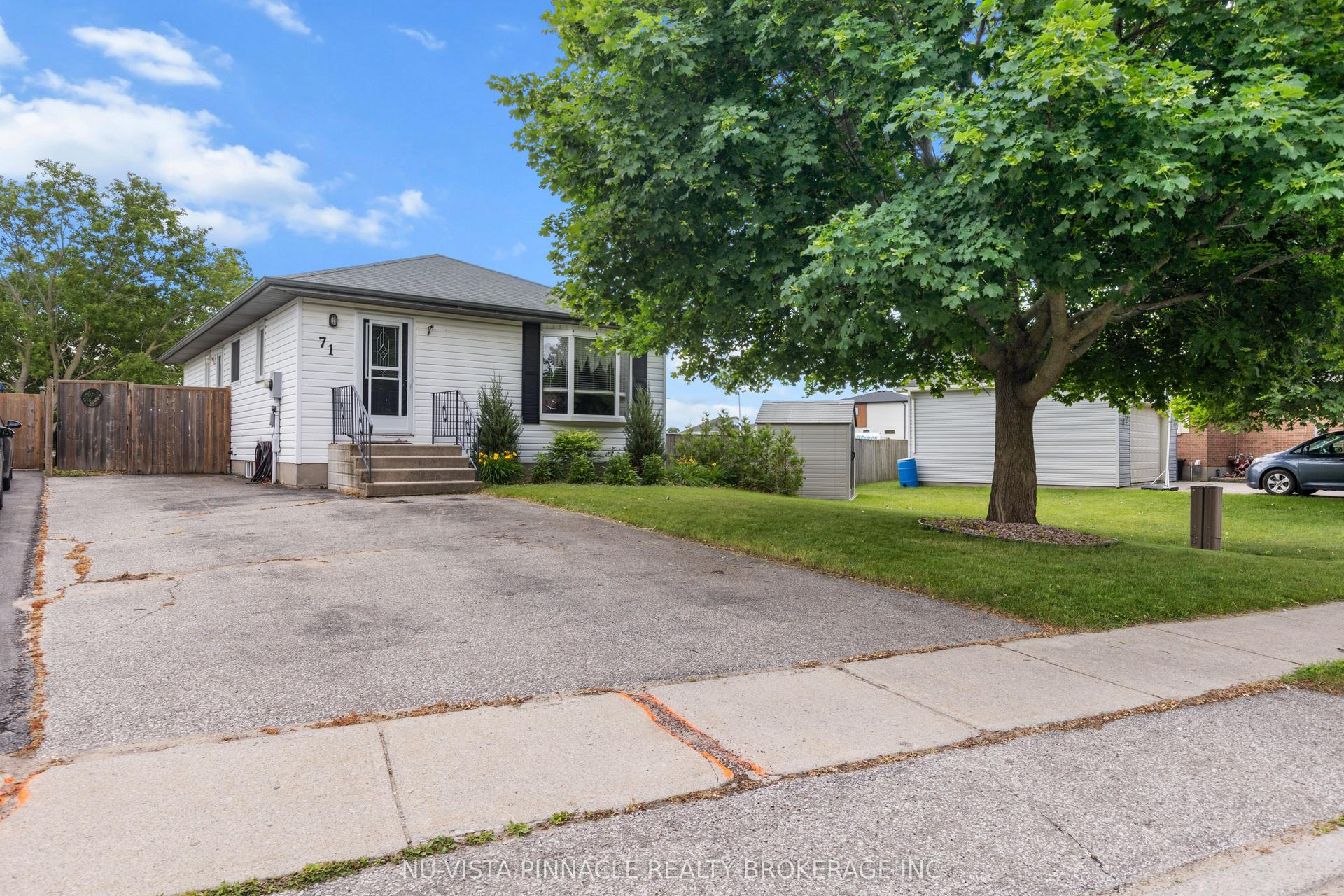 71 Melanie Drive, Aylmer — Detached for sale, photo 1