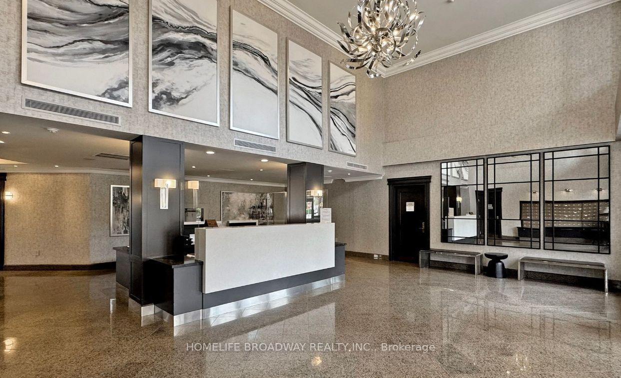 2 Clairtrell Road 315 #315, Toronto — Condo for sale, photo 1