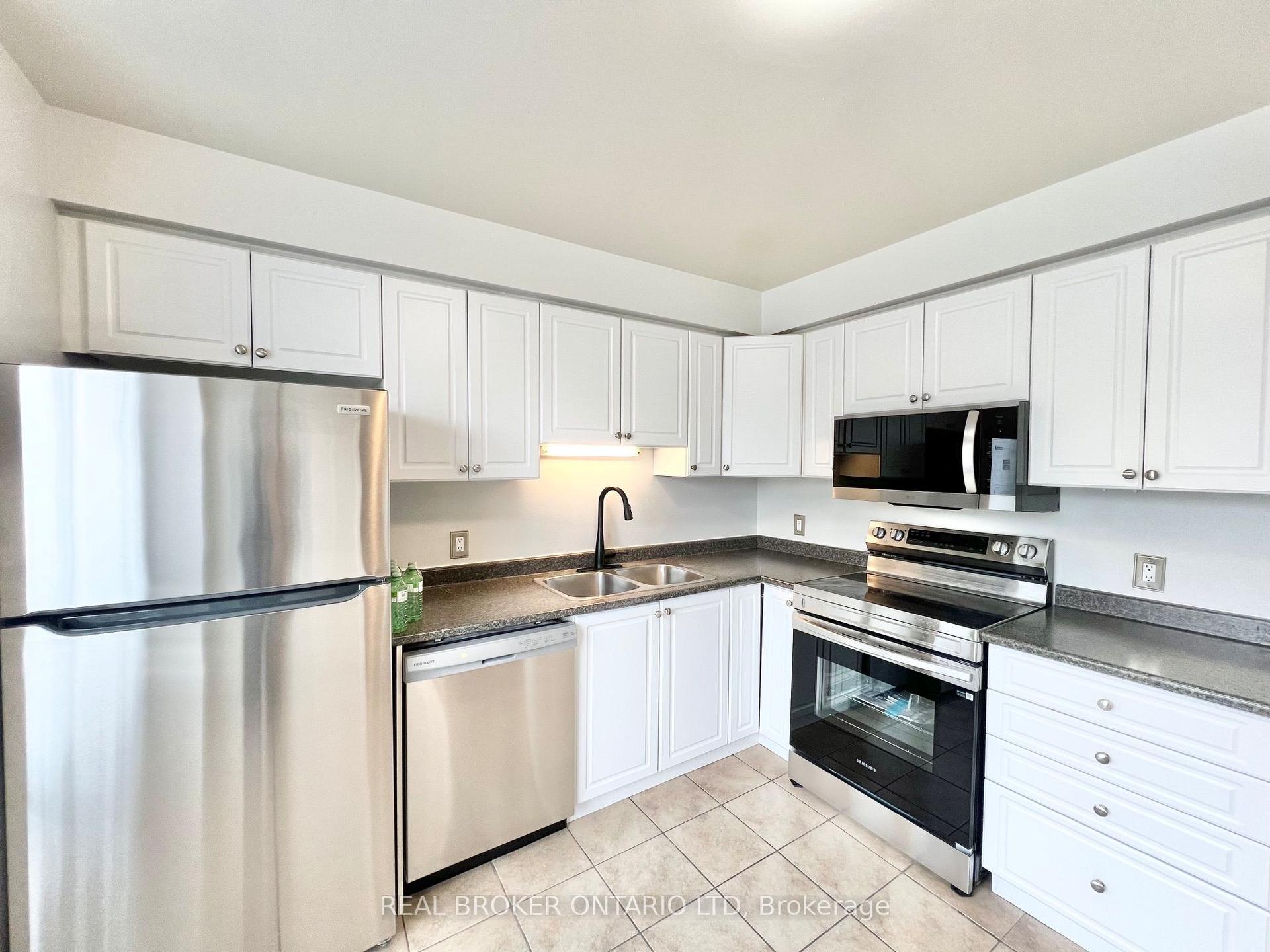 135 BELMONT Drive 37 #37 — photo 1