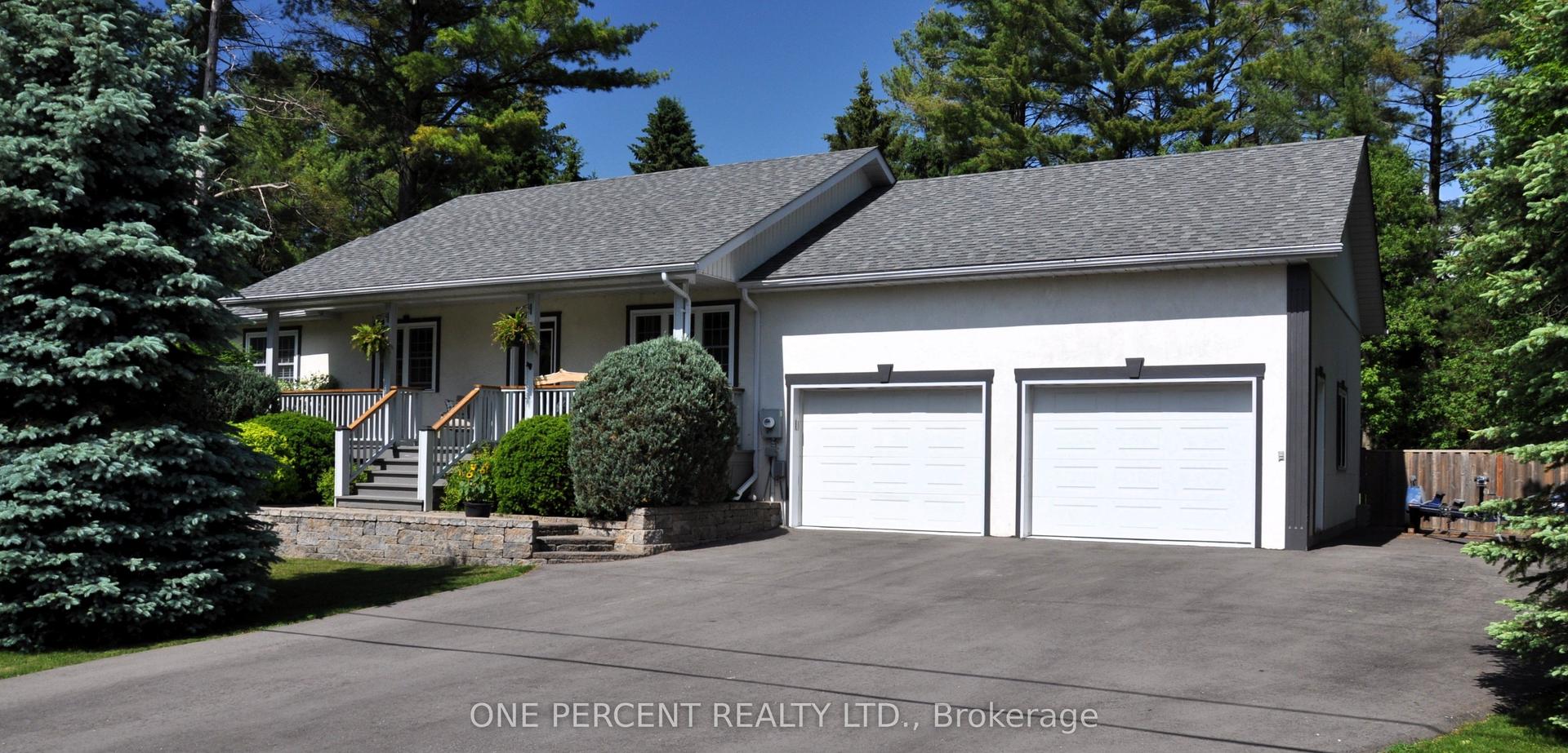 9 Hunt Road — photo 1