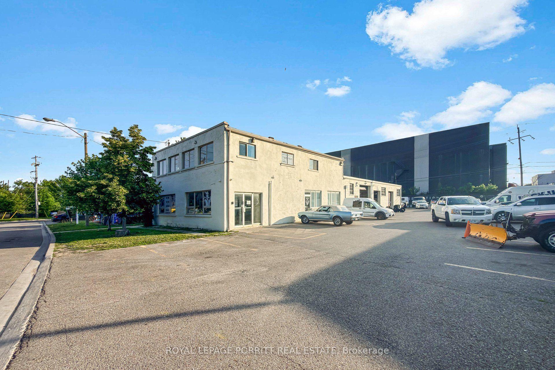 1 Towns Road N, Toronto — Commercial for sale, photo 1