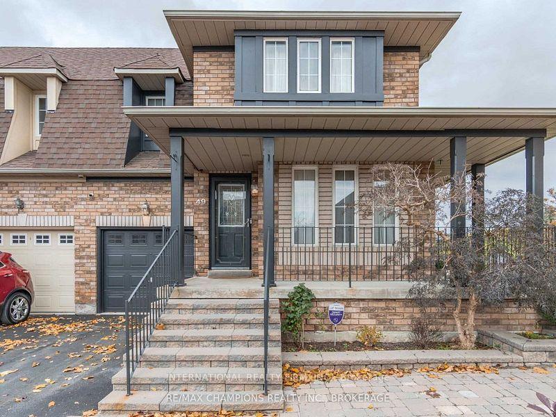 49 Convoy Crescent — photo 1