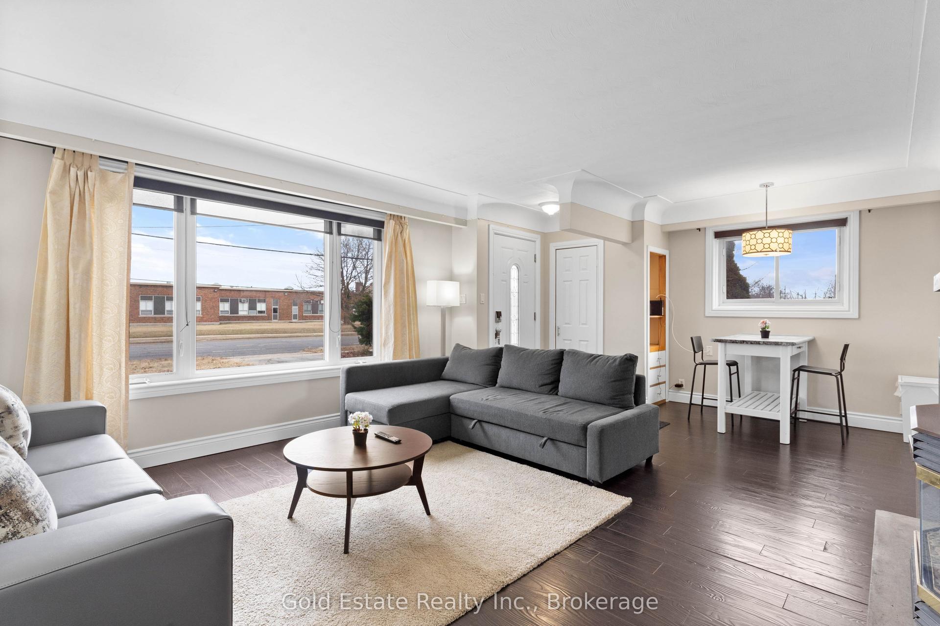 298 Barton Street, Hamilton — Detached for lease, photo 1