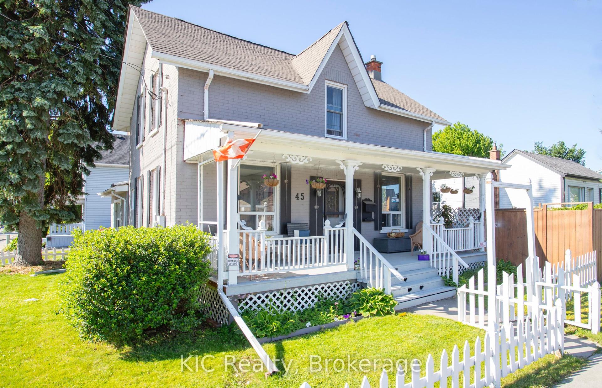 45 Albany Street, Oshawa — Detached for sale, photo 1