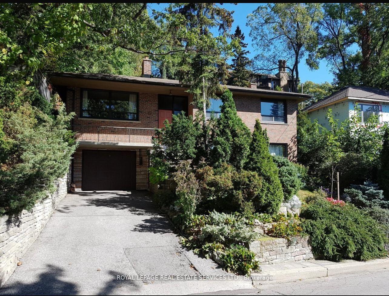 15 Willard Gardens, Toronto — Detached for lease, photo 1