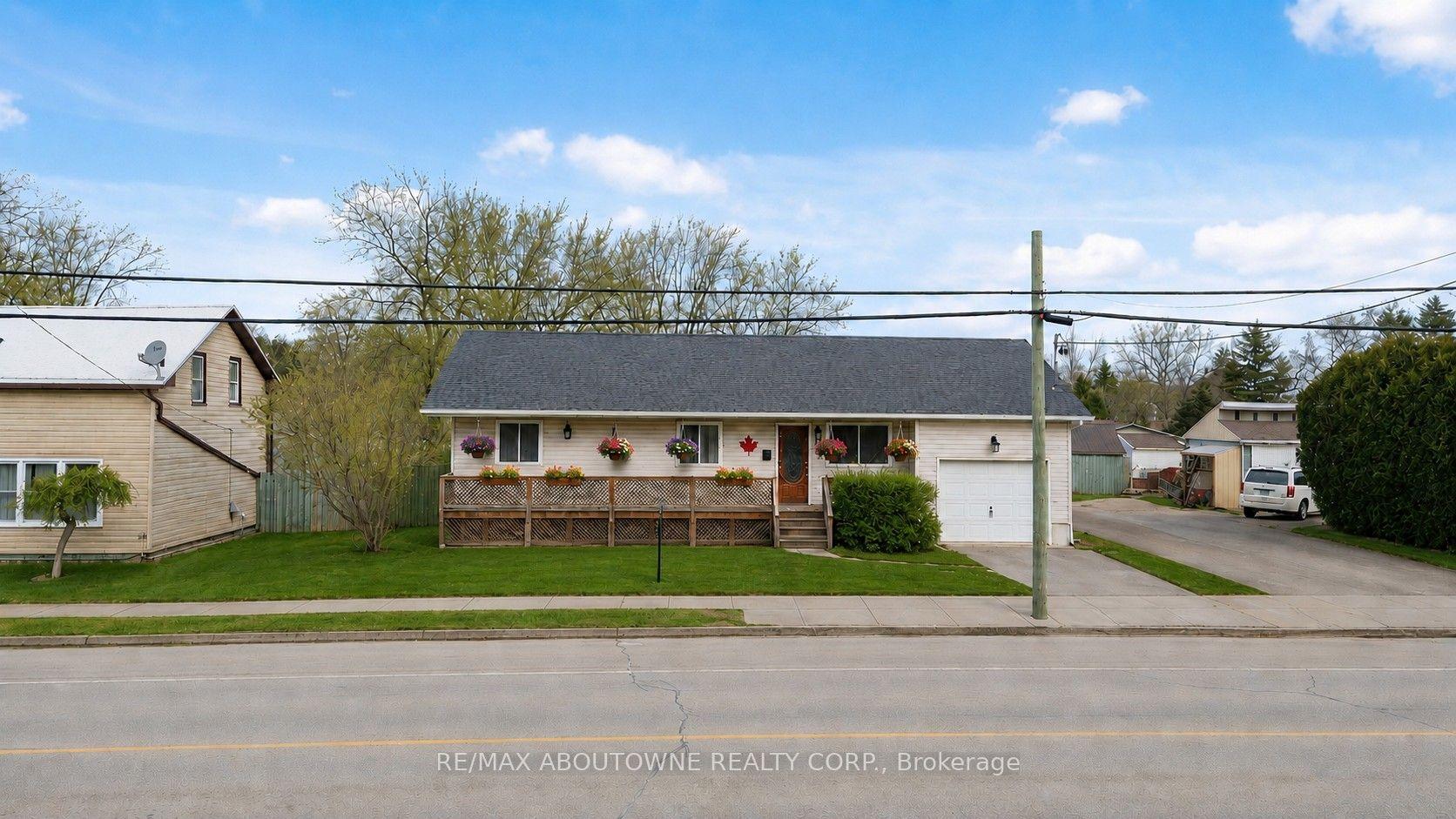 12 Main Street W, Haldimand — Detached for sale, photo 1