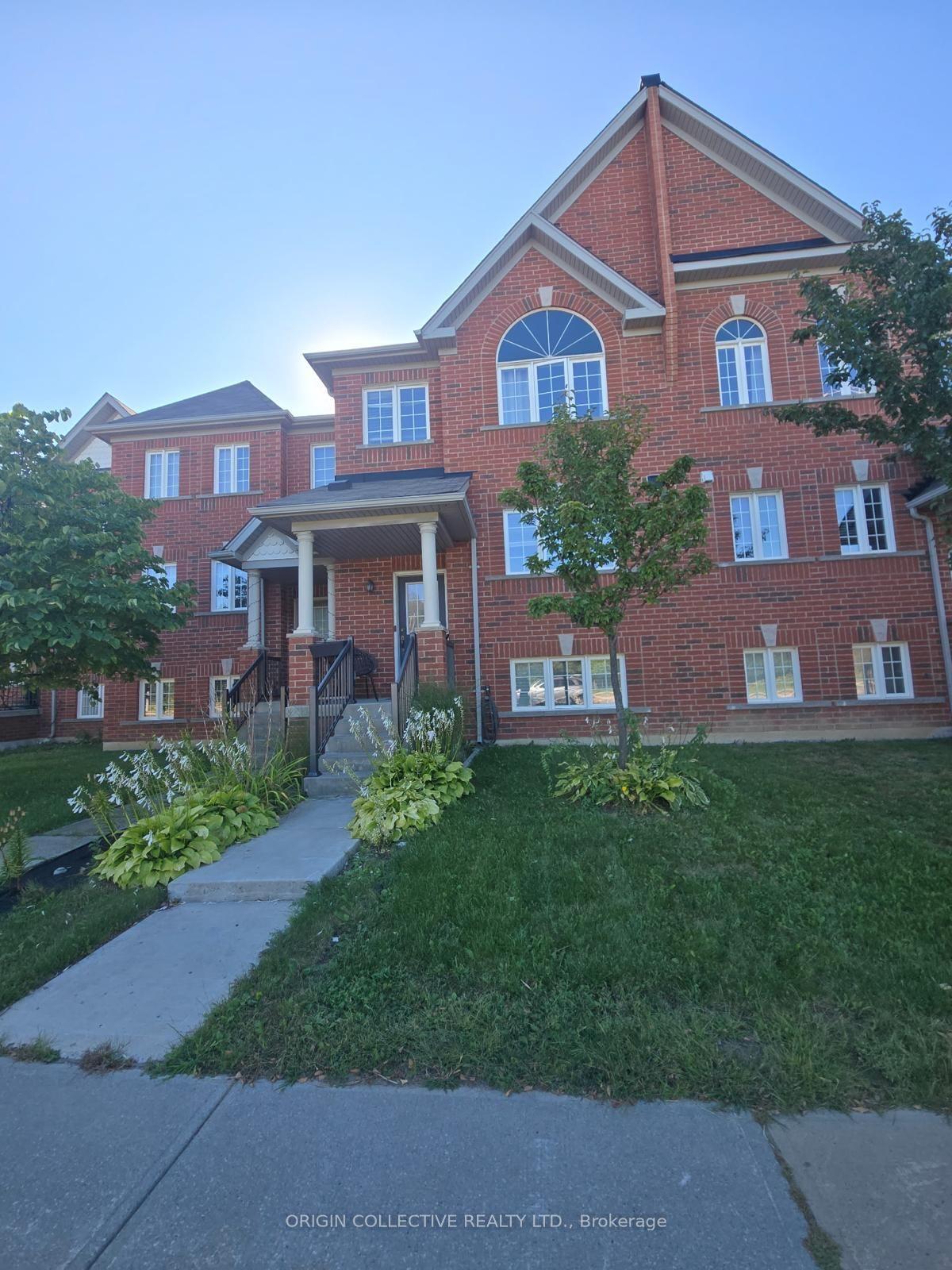 33 Lurcook St Room A #Room A, Ajax — Townhouse for lease, photo 1
