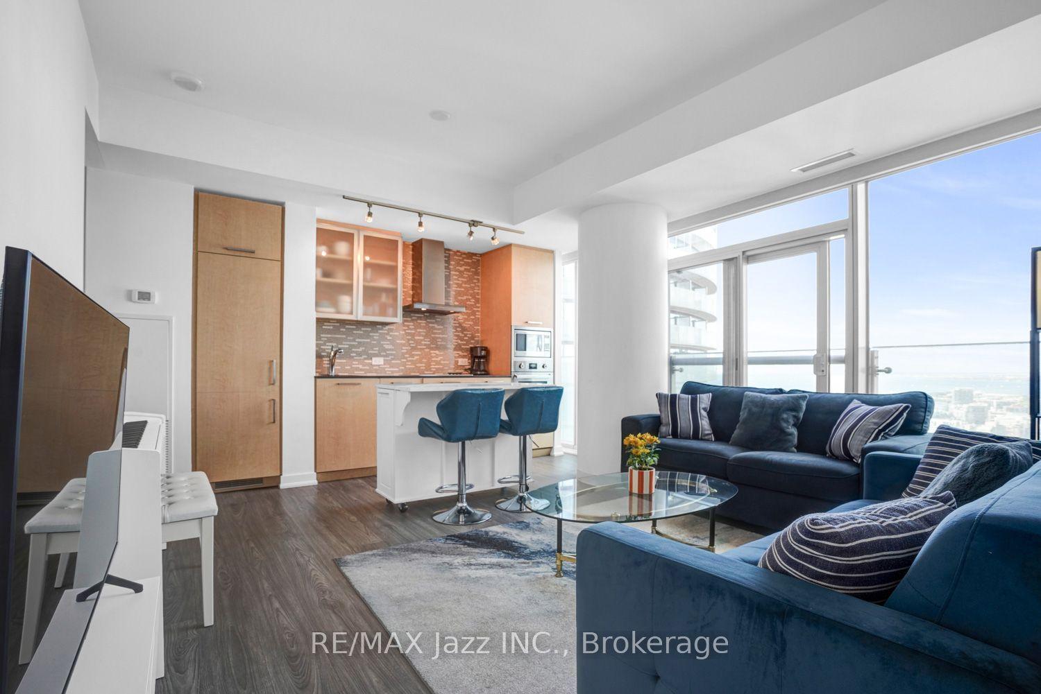 14 York Street 3808 #3808, Toronto — Condo for sale, photo 1