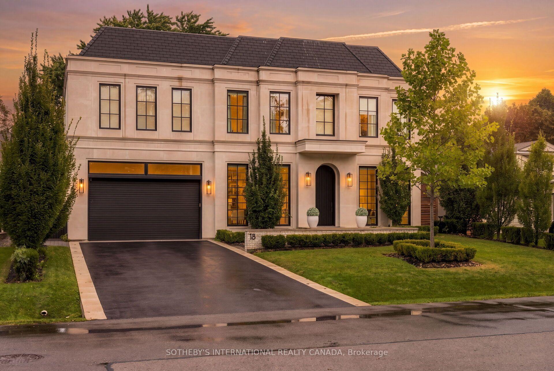 18 Blair Athol Crescent, Toronto — Detached for sale, photo 1