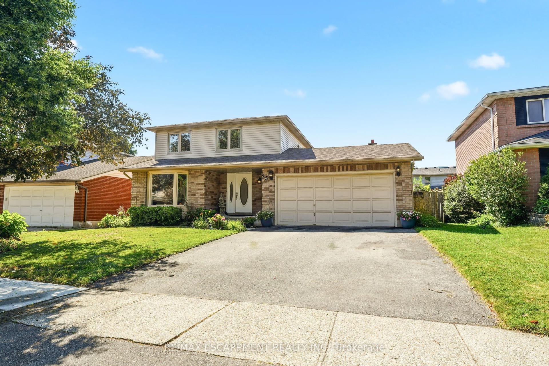 25 Winter Way, Brantford — Detached for sale, photo 1