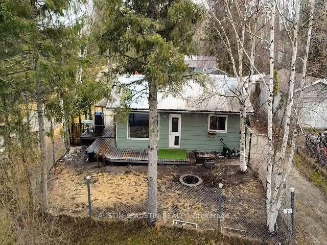 33 Victoria Street N, Kenora Remote Area — Detached for sale, photo 1