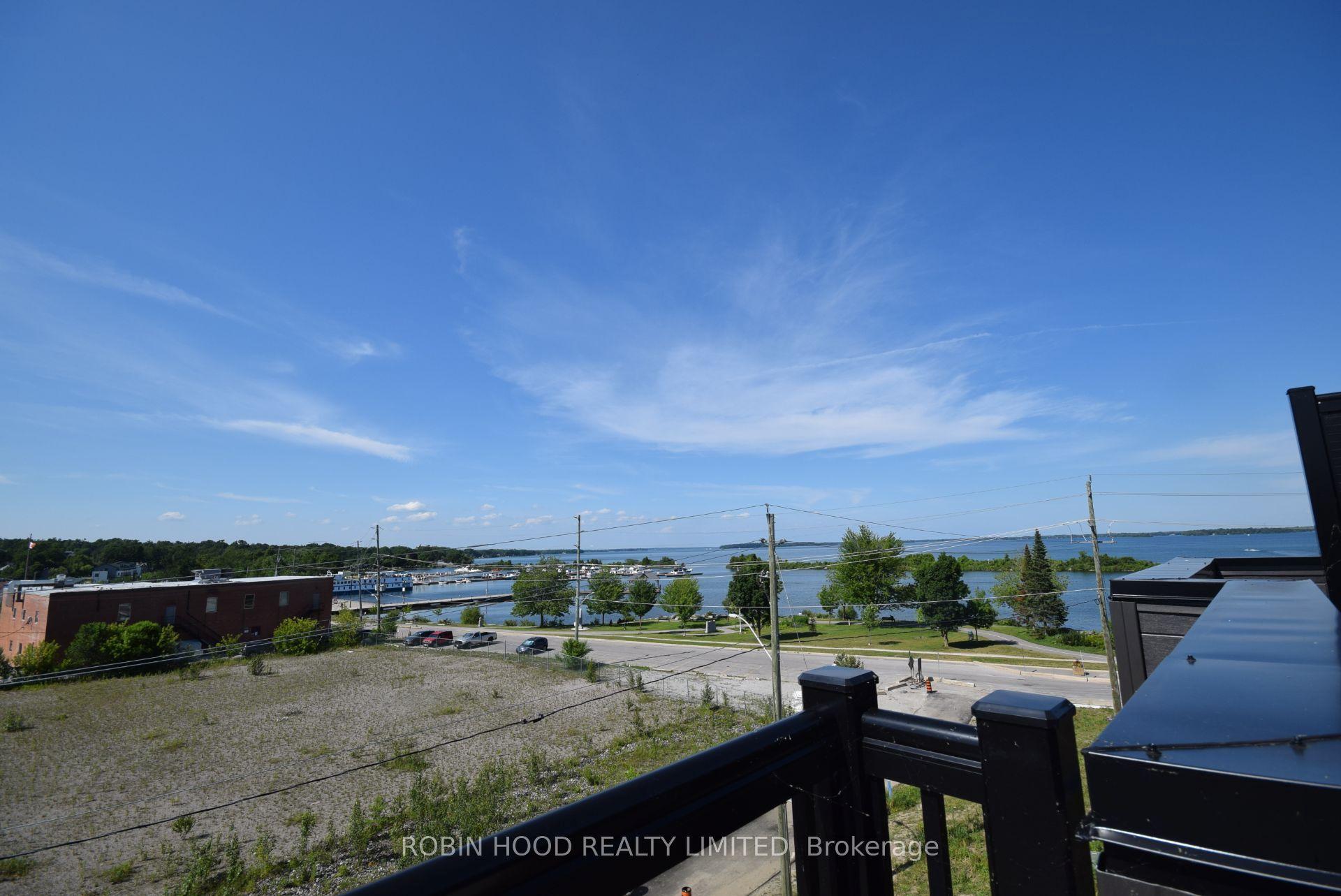 135 Colborne Street na #na, Orillia — Townhouse for lease, photo 1