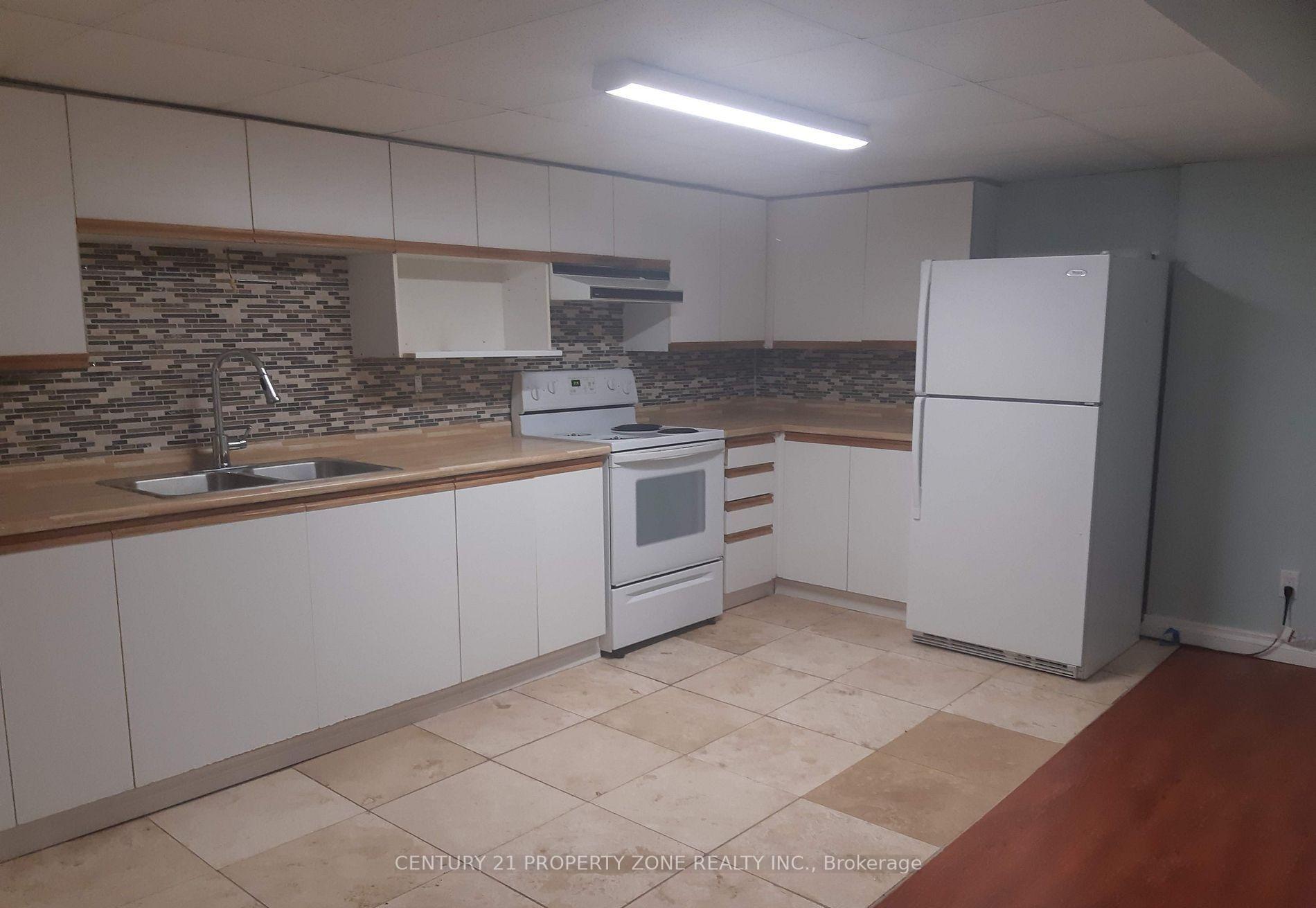 164 Earnscliffe Circle Lower #Lower — photo 1