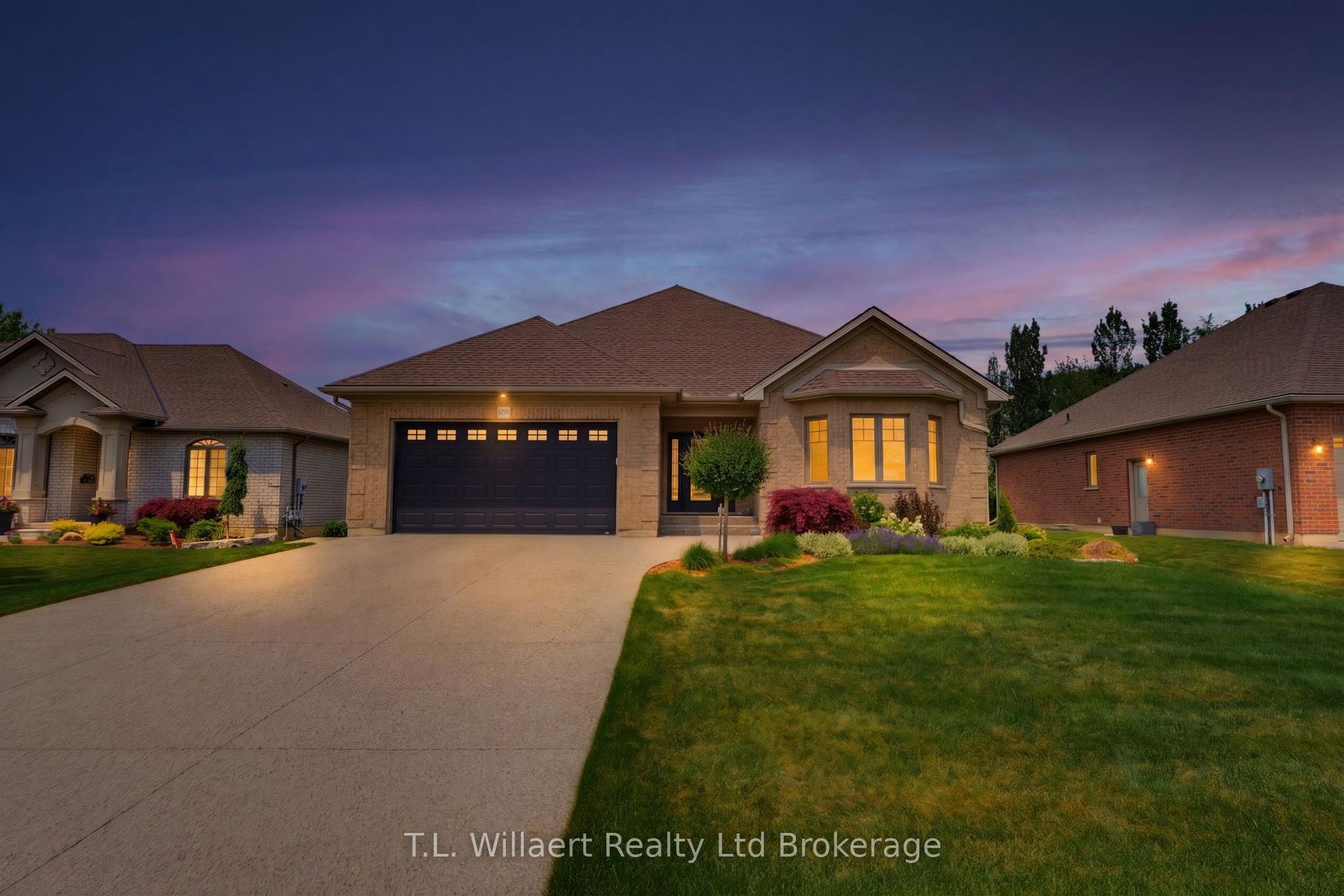 50 Wood Haven Drive — photo 1