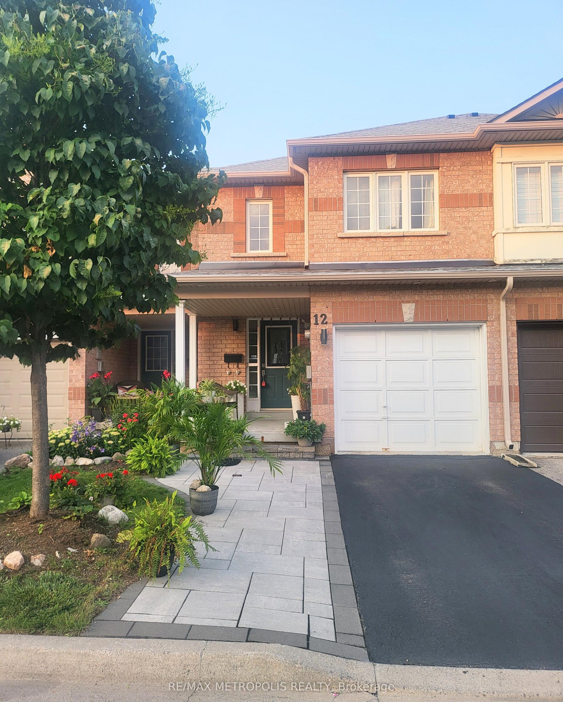 435 Middlefield Road 12 #12, Toronto — Condo Town for lease, photo 1