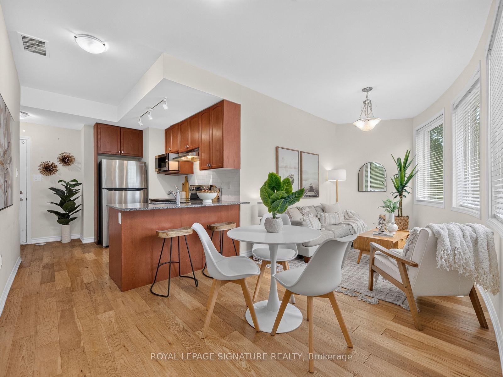 1972B Victoria Park Avenue, Toronto — Townhouse for sale, photo 1